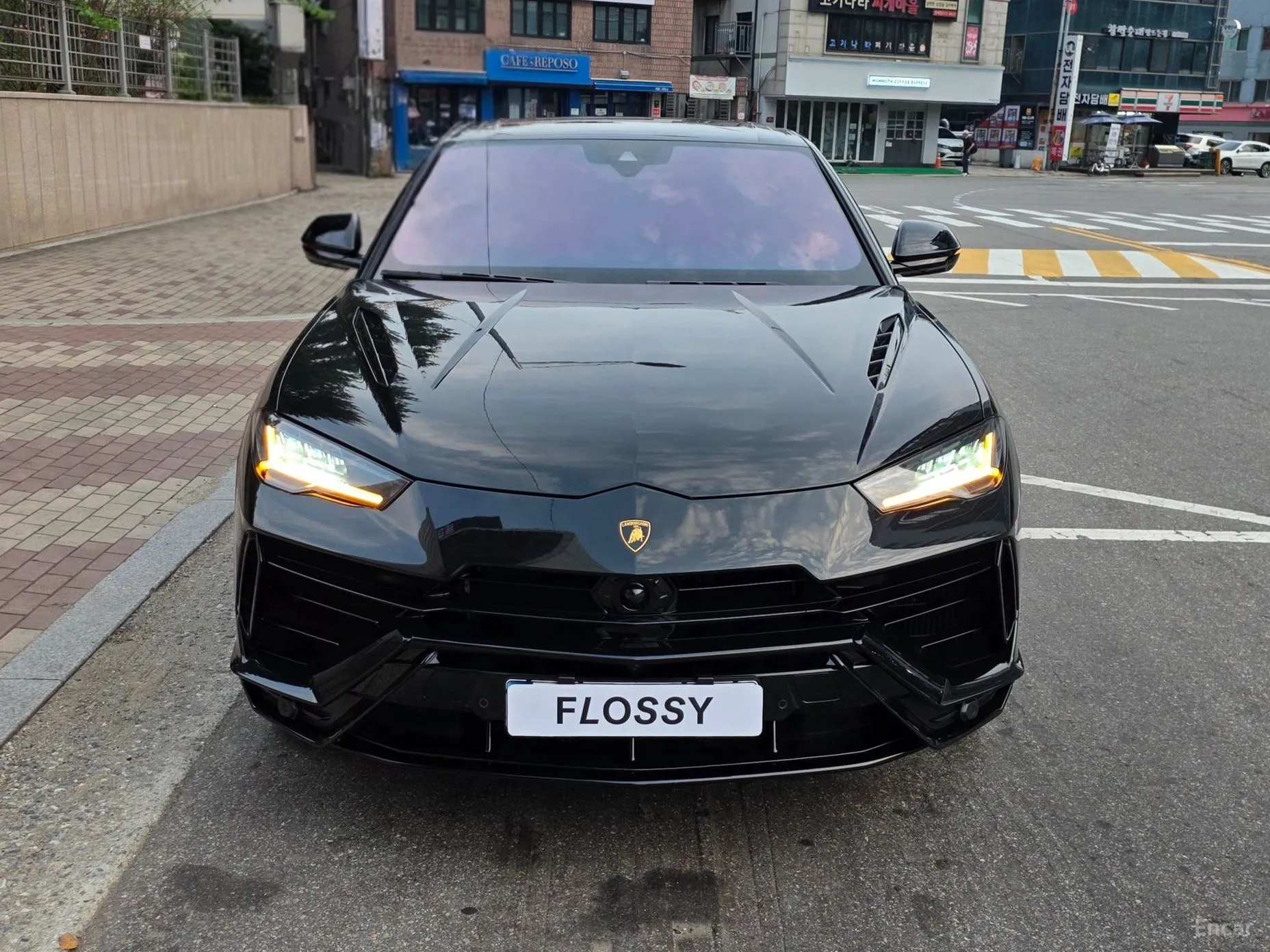 Lamborghini Urus превью 3