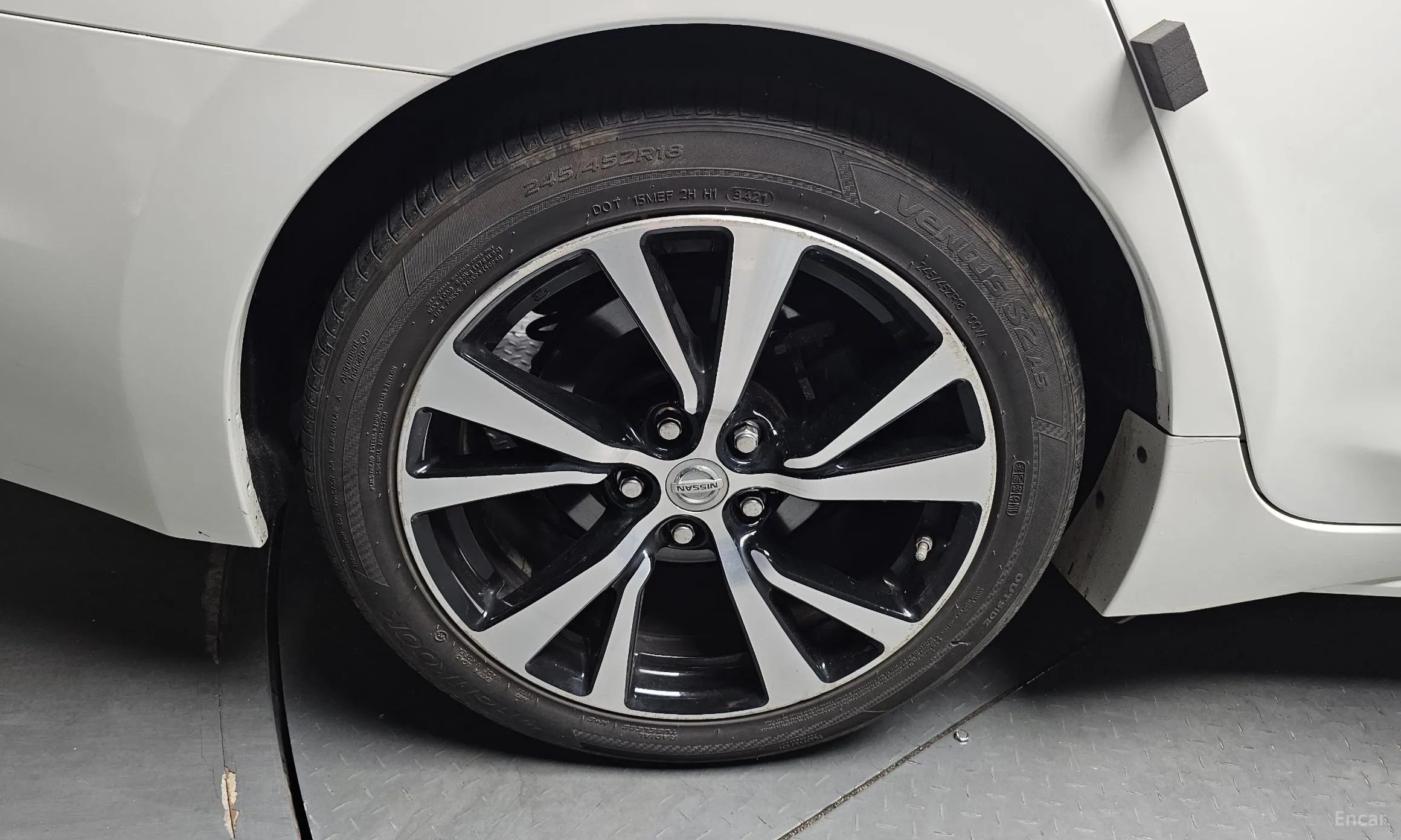 Nissan Maxima (A36) превью 5