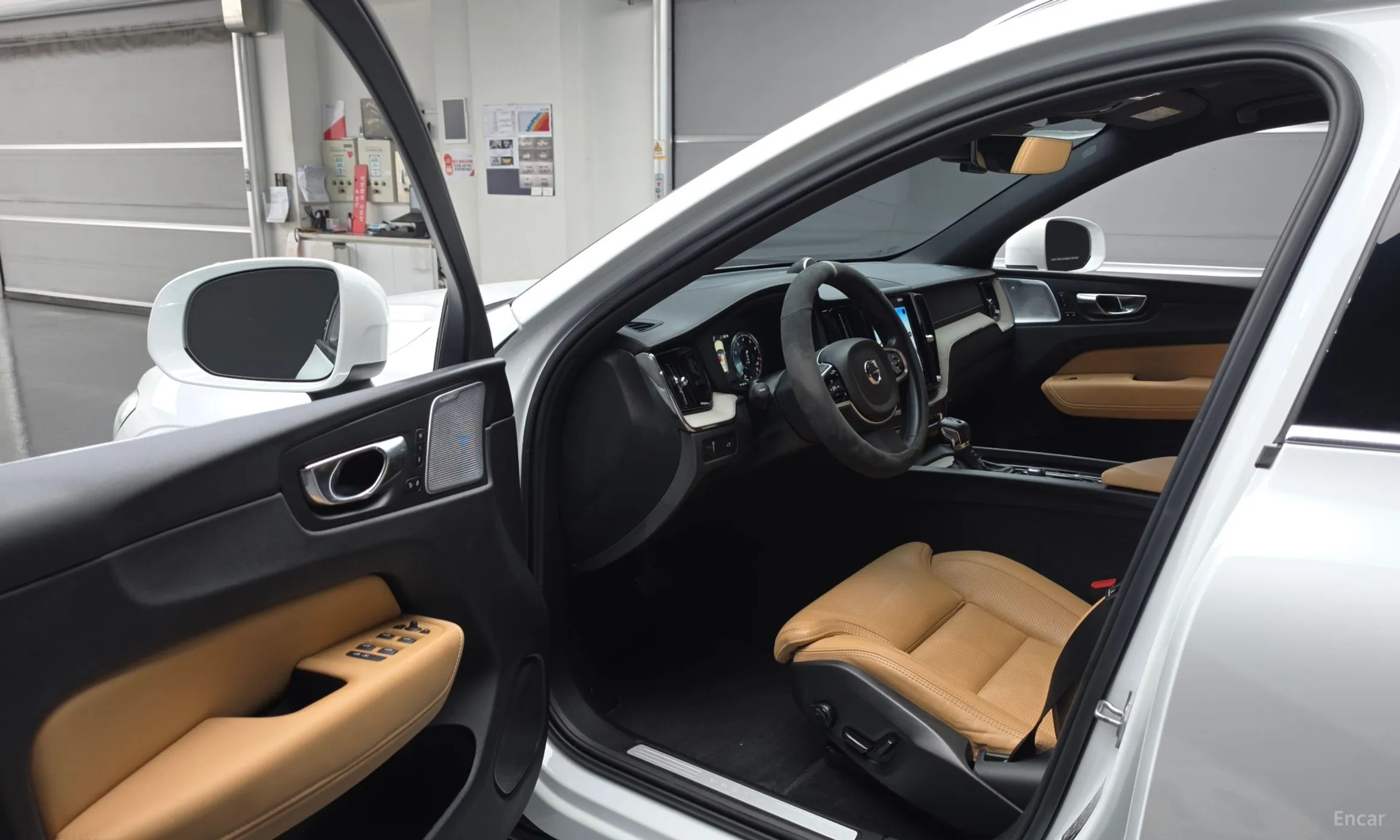 Volvo XC60 Gen 2 превью 10