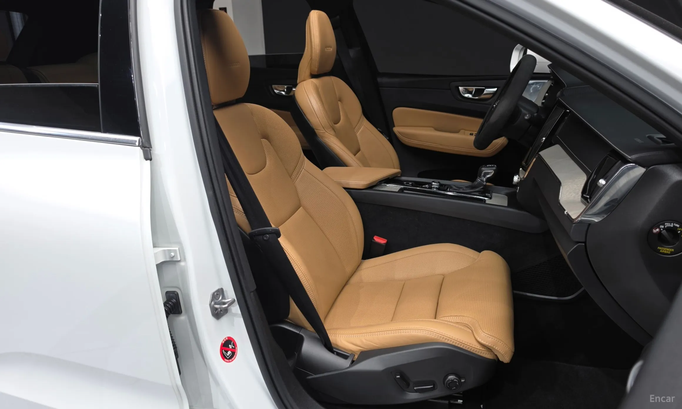 Volvo XC60 Gen 2 превью 12