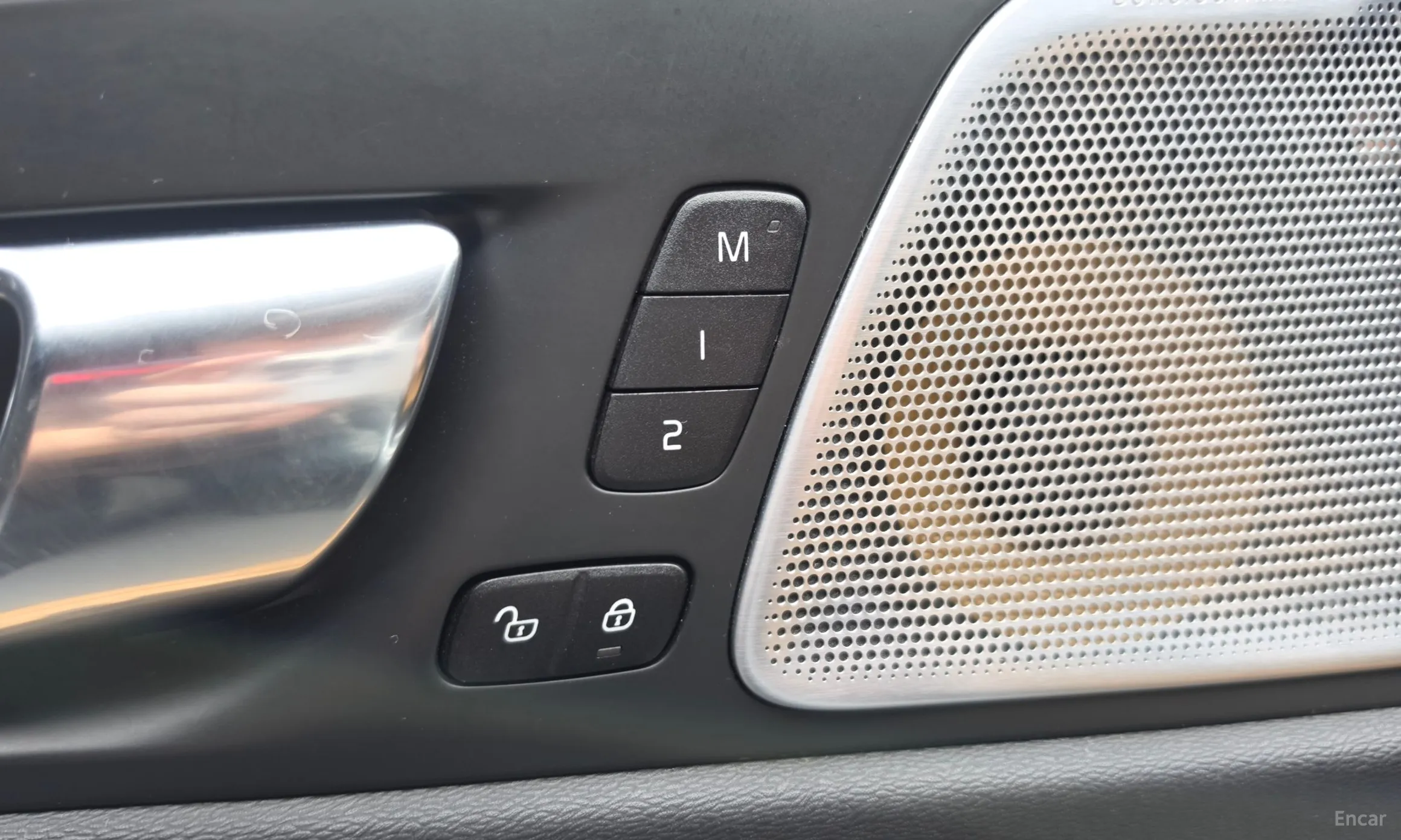 Volvo XC60 Gen 2 превью 14