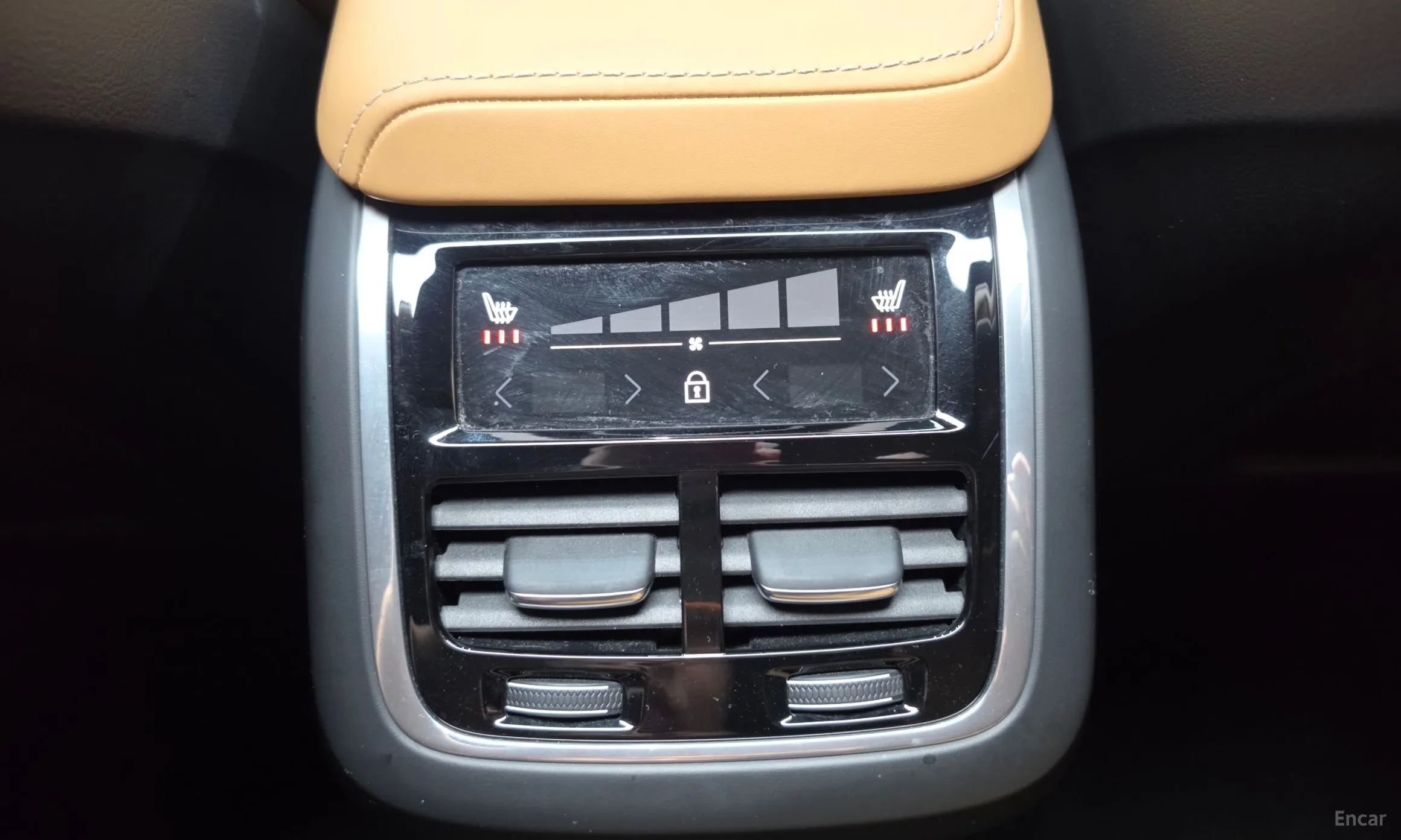 Volvo XC60 Gen 2 превью 17