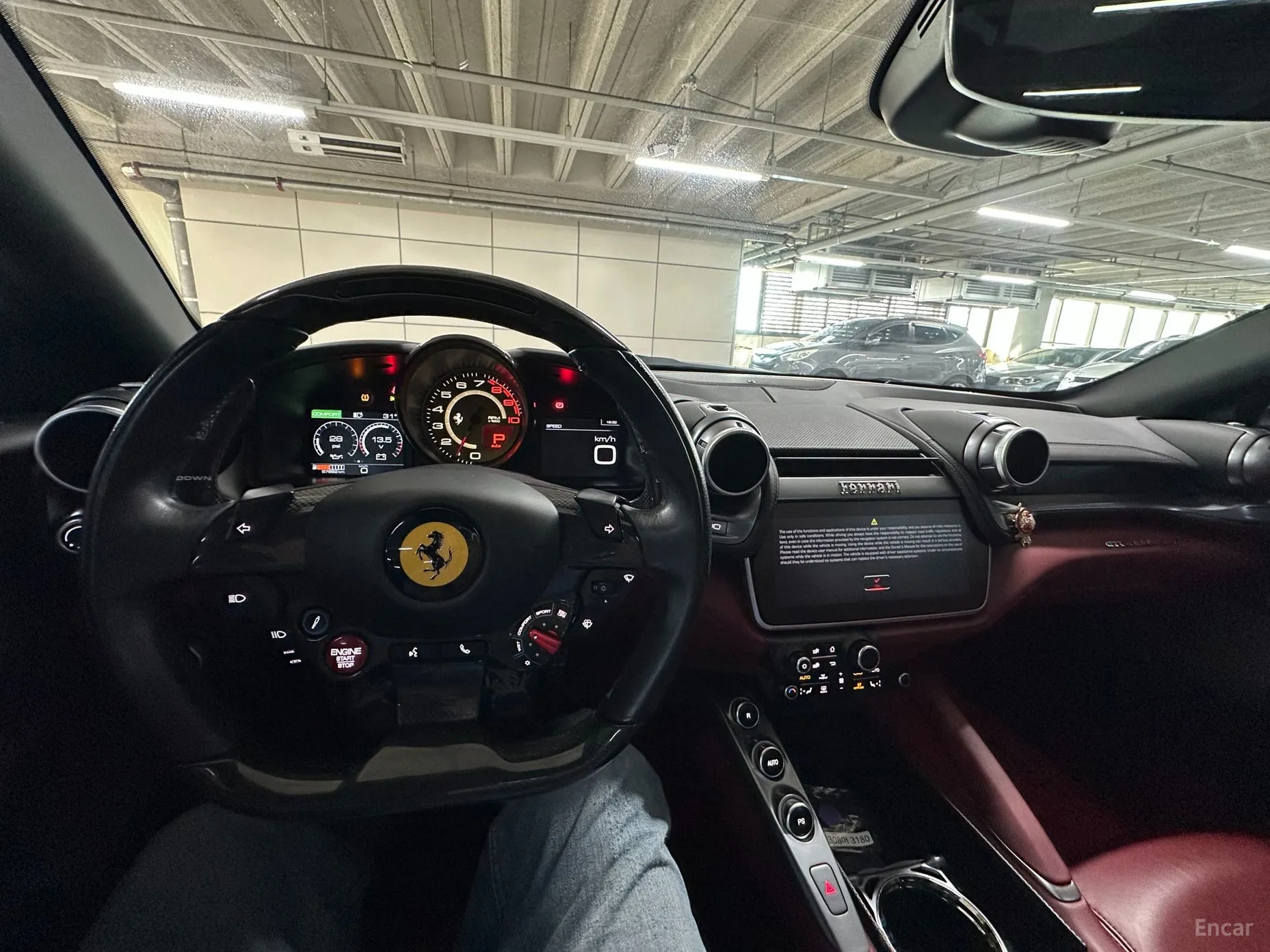 Ferrari GTC4 Rousseau превью 12