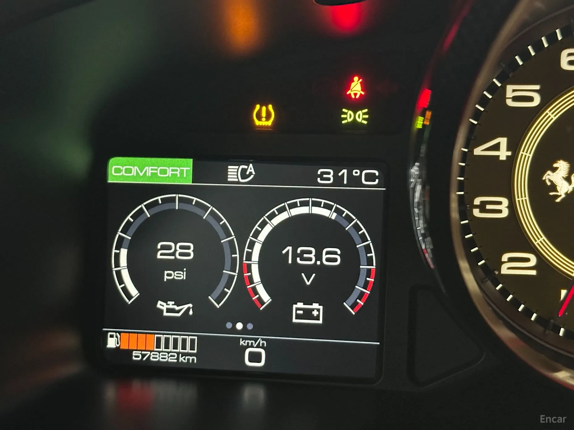 Ferrari GTC4 Rousseau превью 3