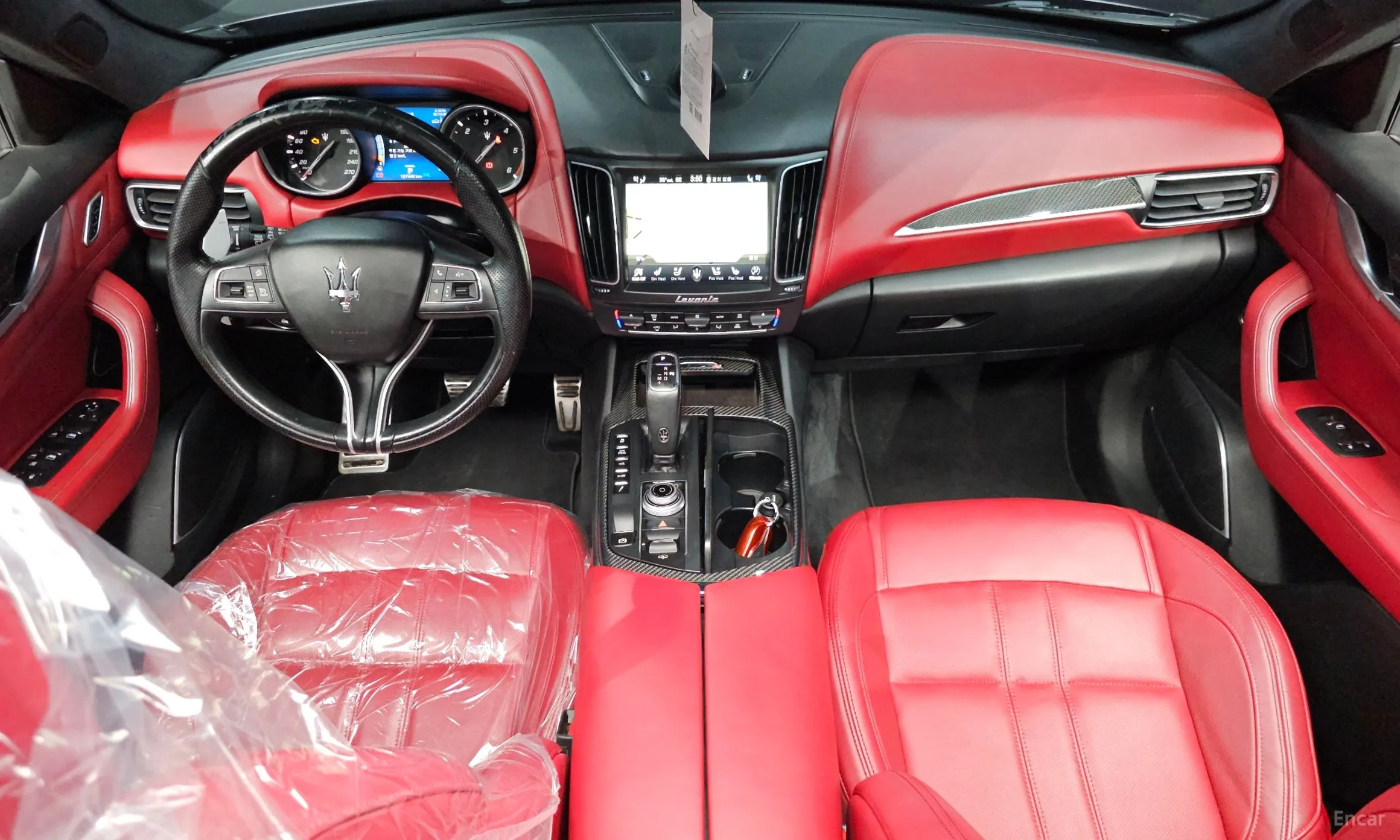 Maserati Levante превью 7