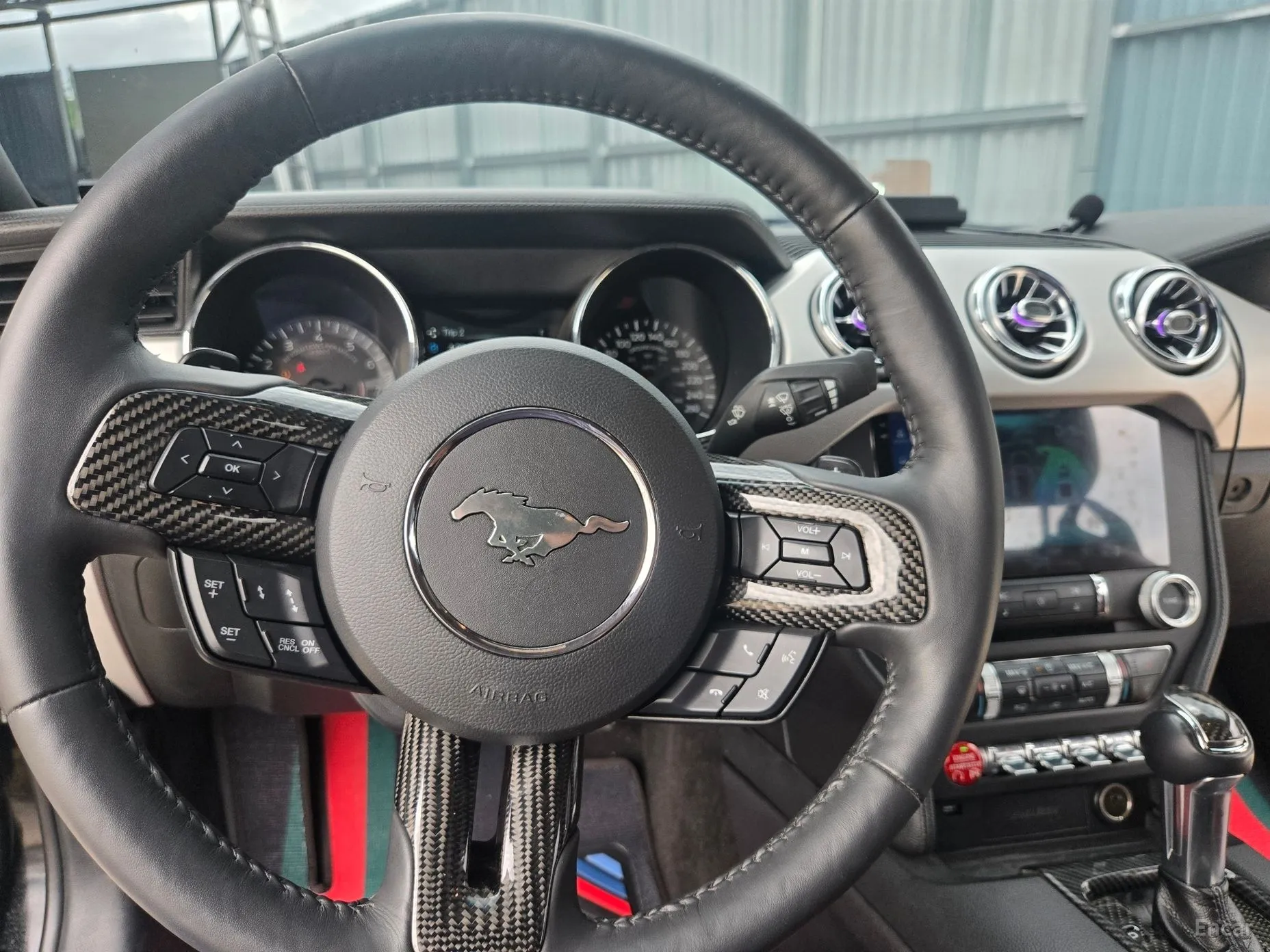 Ford Mustang превью 11