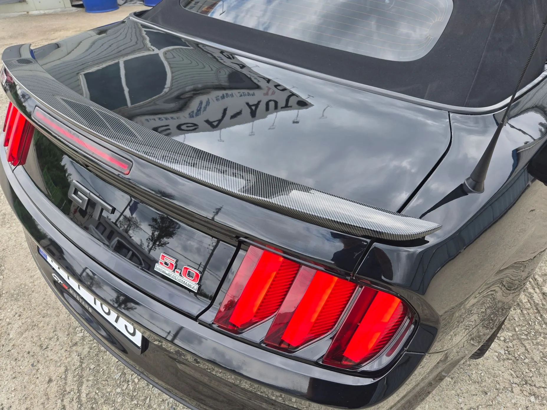 Ford Mustang превью 17