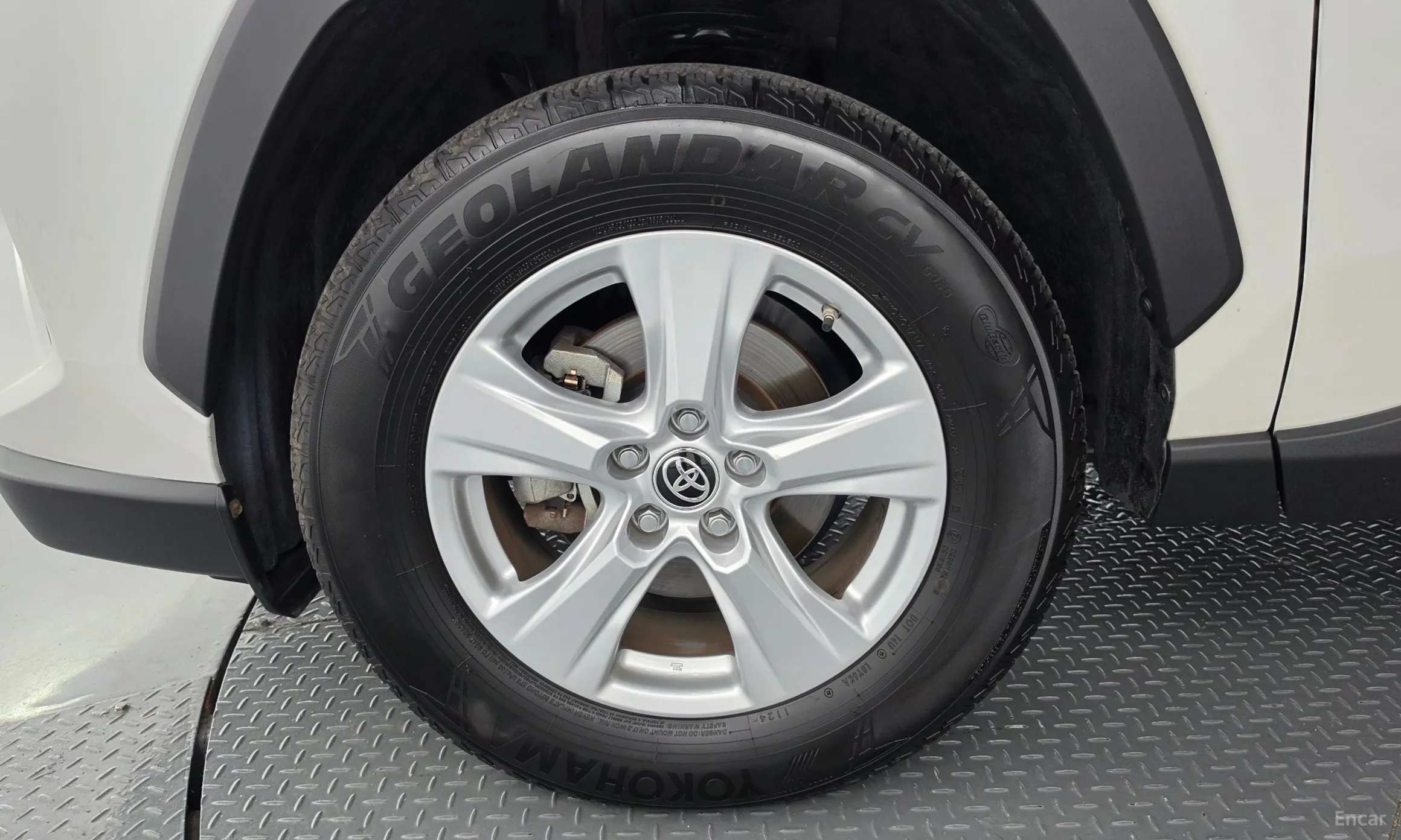 Toyota RAV4 5th Generation превью 5