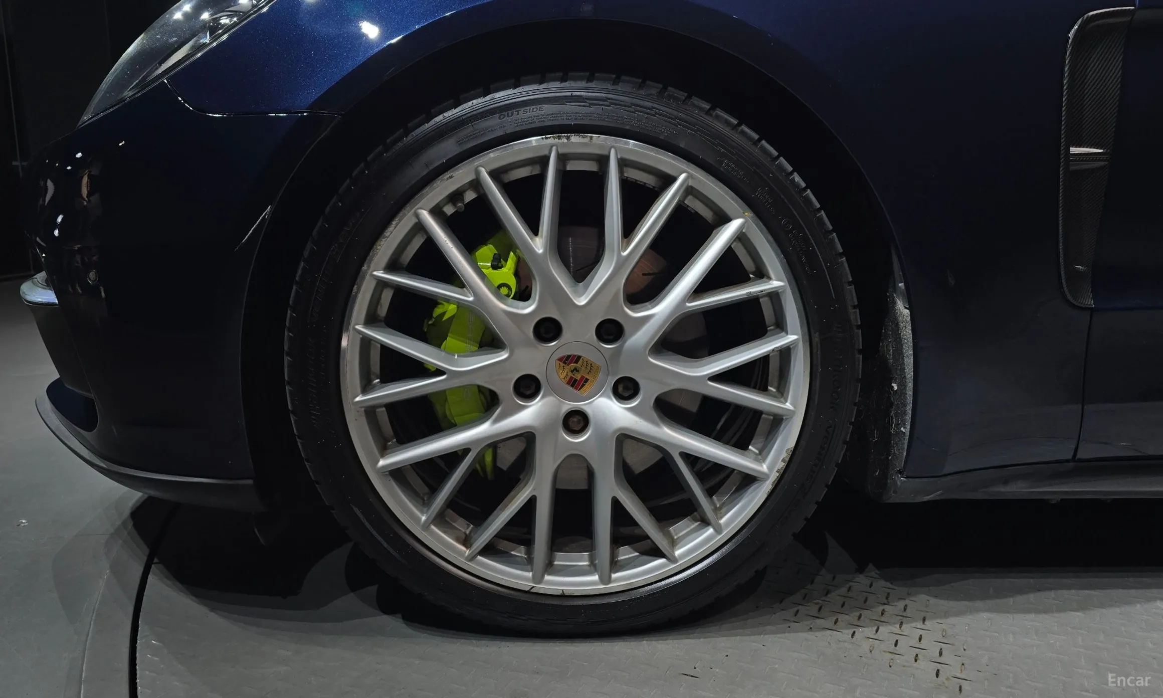 Porsche Panamera (971) превью 5