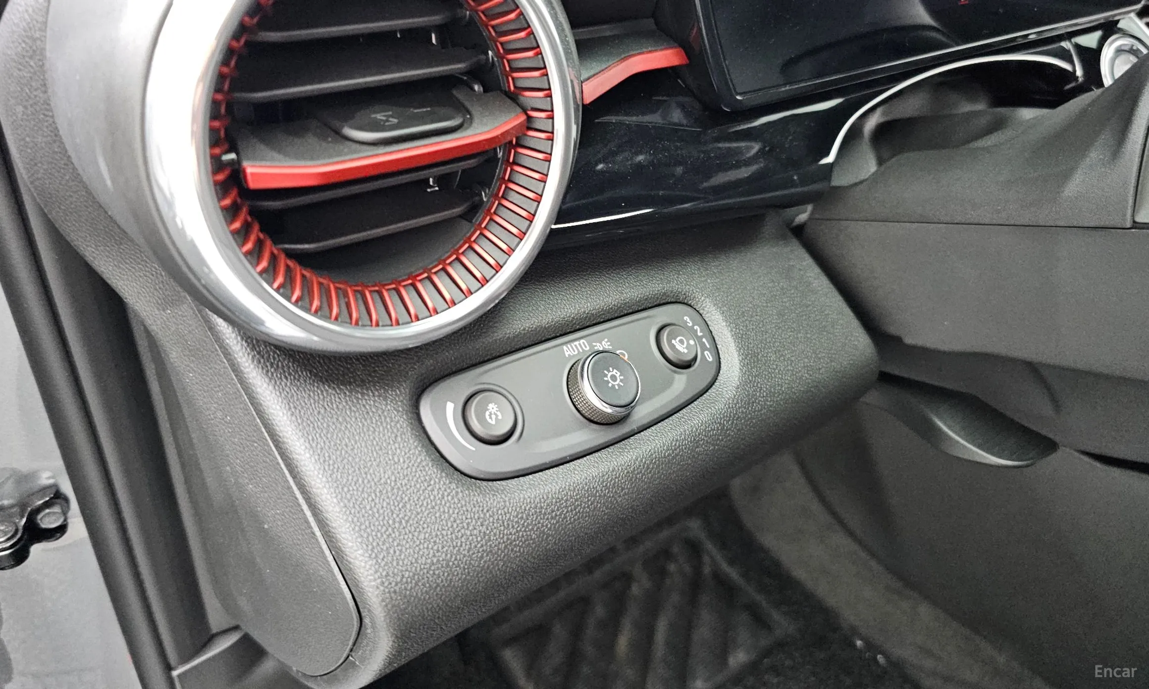 Chevrolet (GM Daewoo) Trax Crossover превью 16