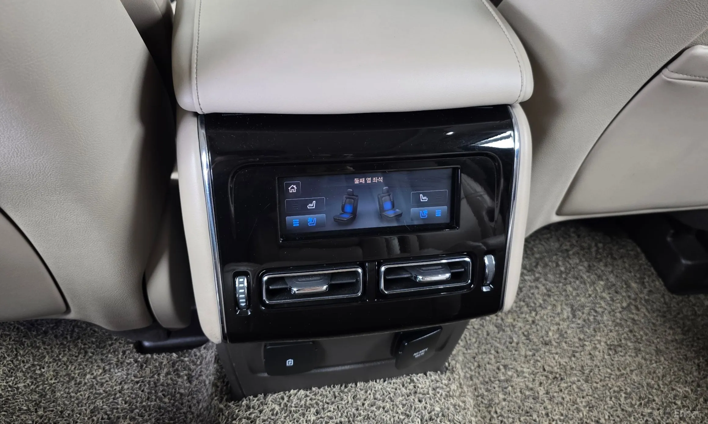 Lincoln Aviator 2nd Generation превью 19