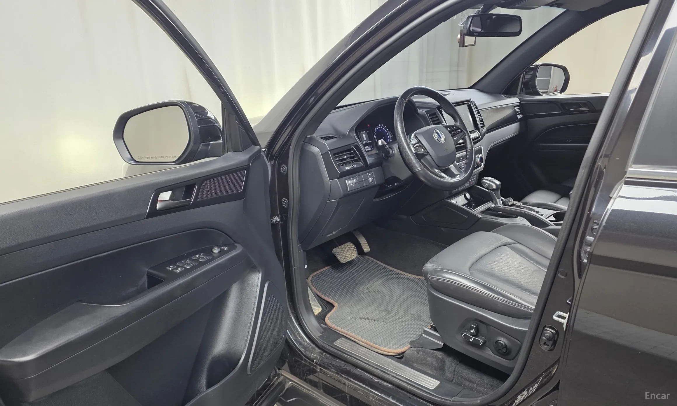 KG Mobility (SsangYong) Rexton Sports Khan превью 10