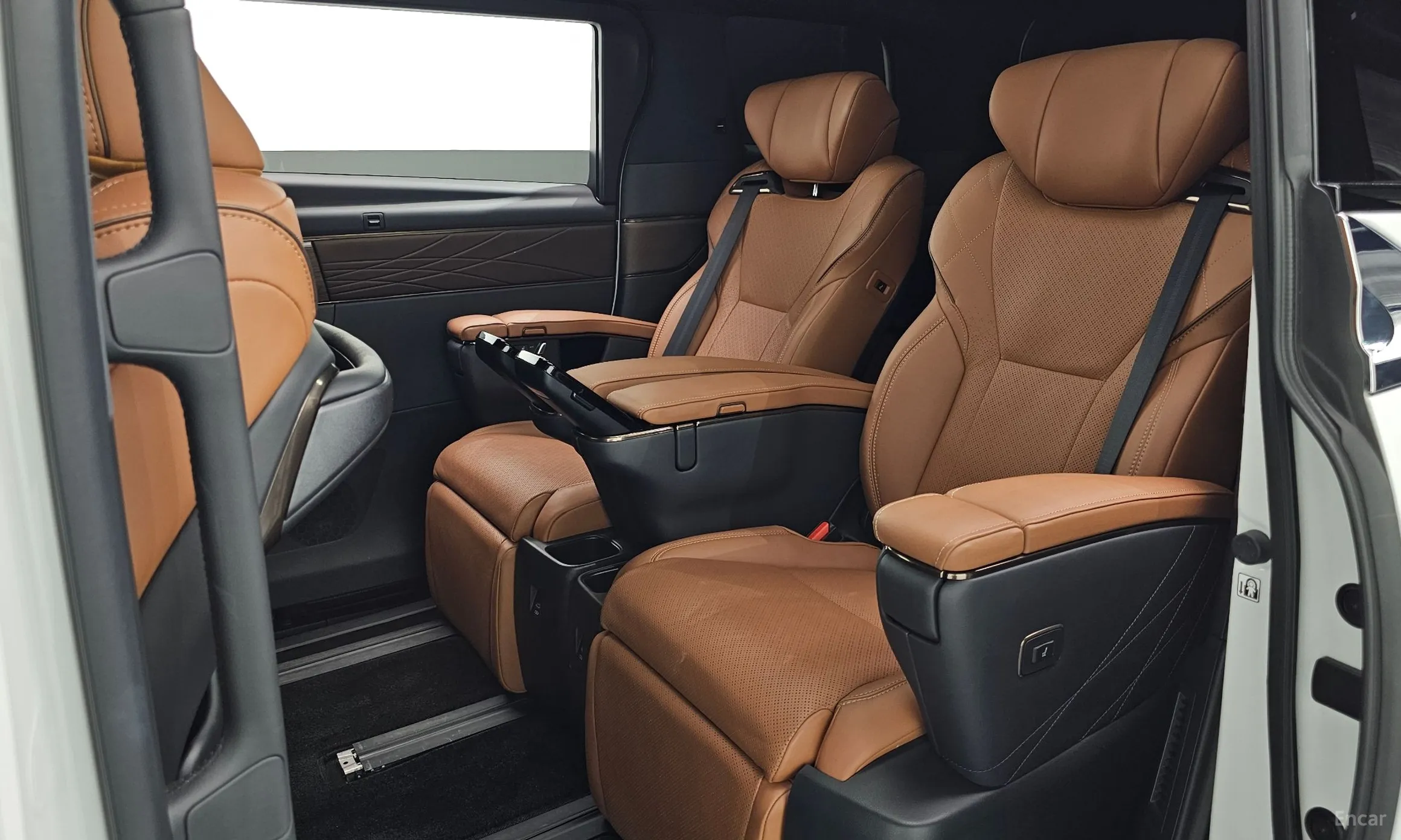 Toyota Alphard 4th Generation превью 12