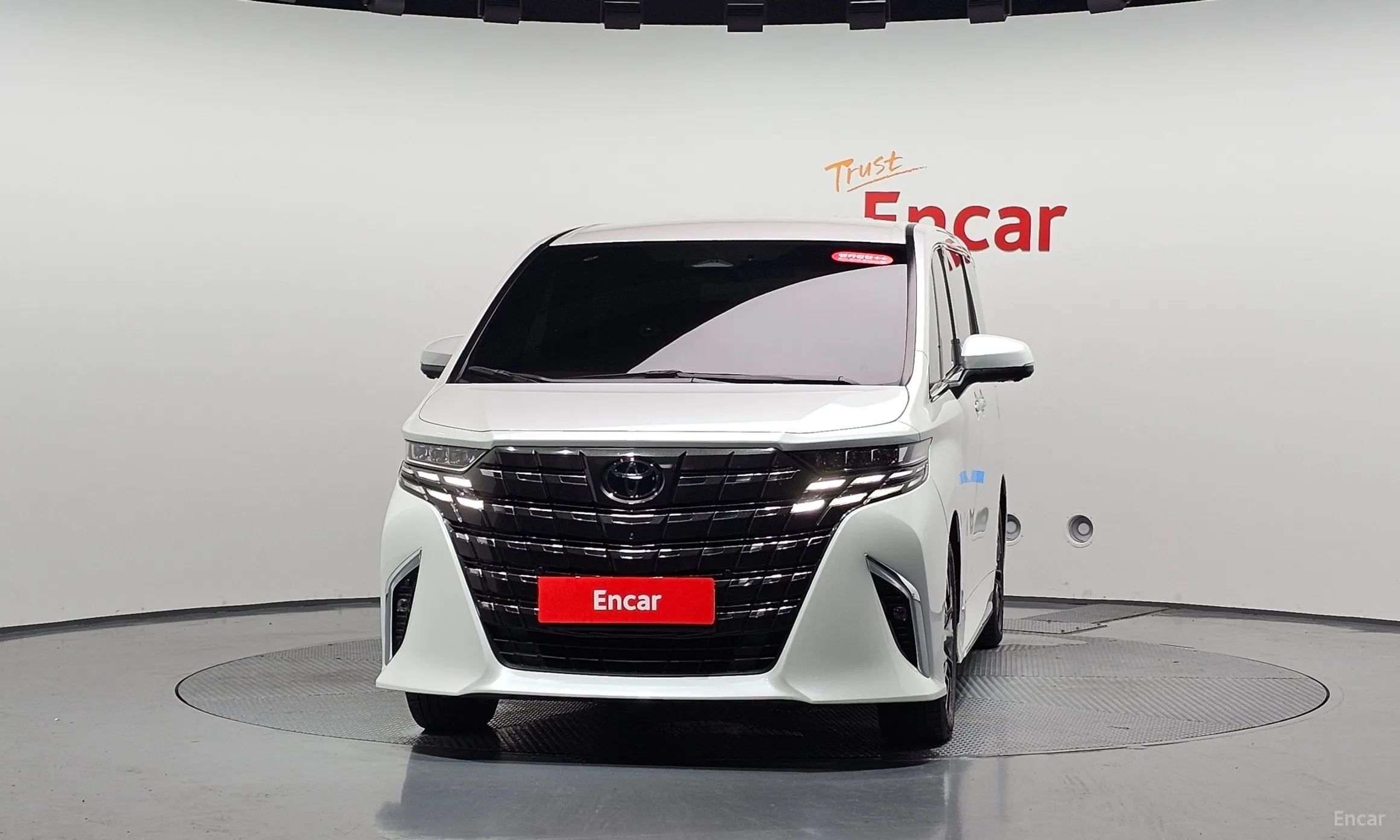 Toyota Alphard 4th Generation превью 3