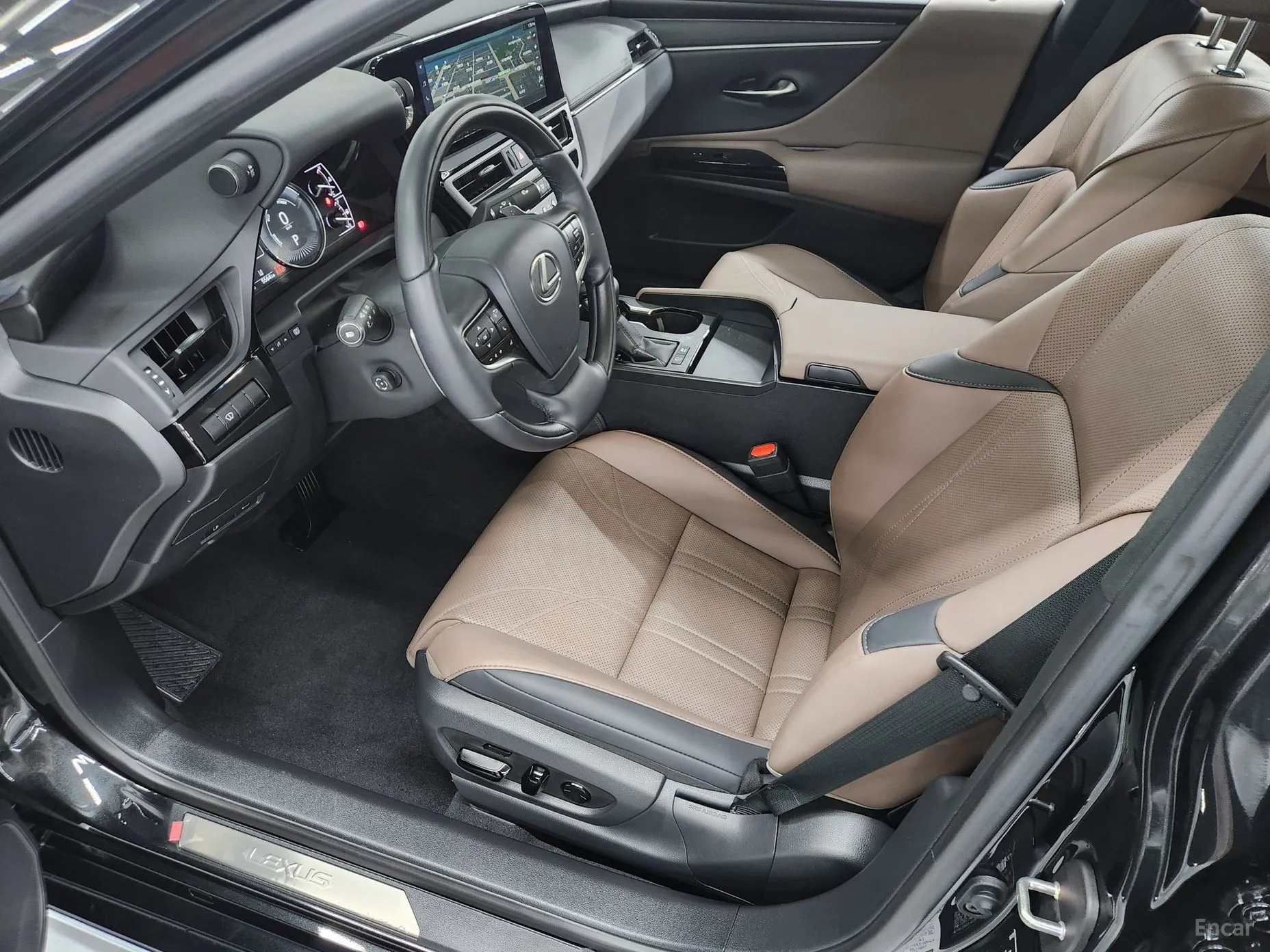 Lexus ES300h 7th Generation превью 10