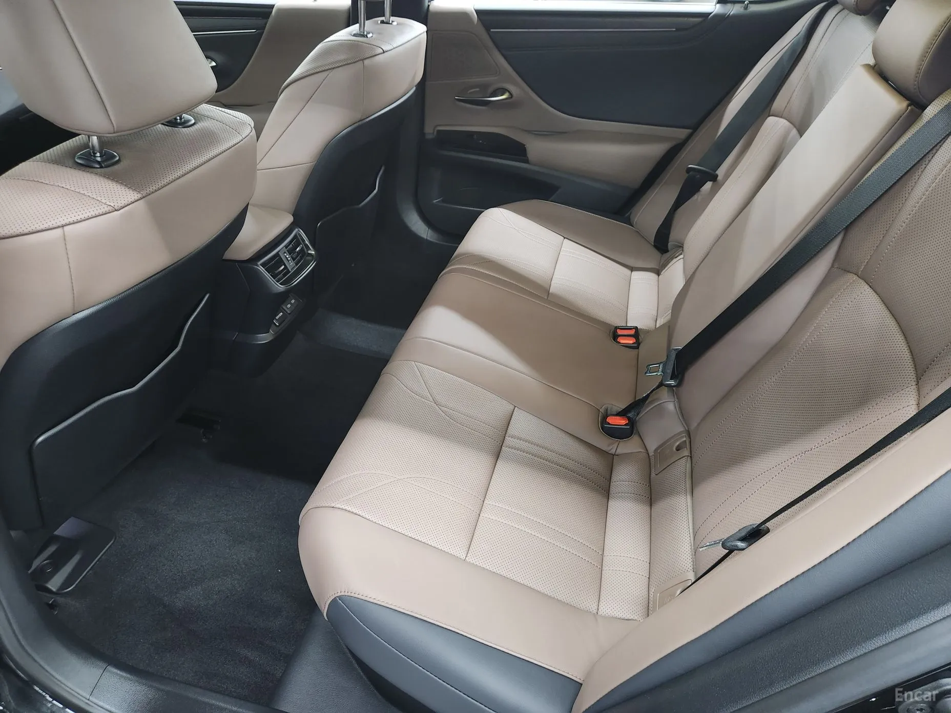 Lexus ES300h 7th Generation превью 11