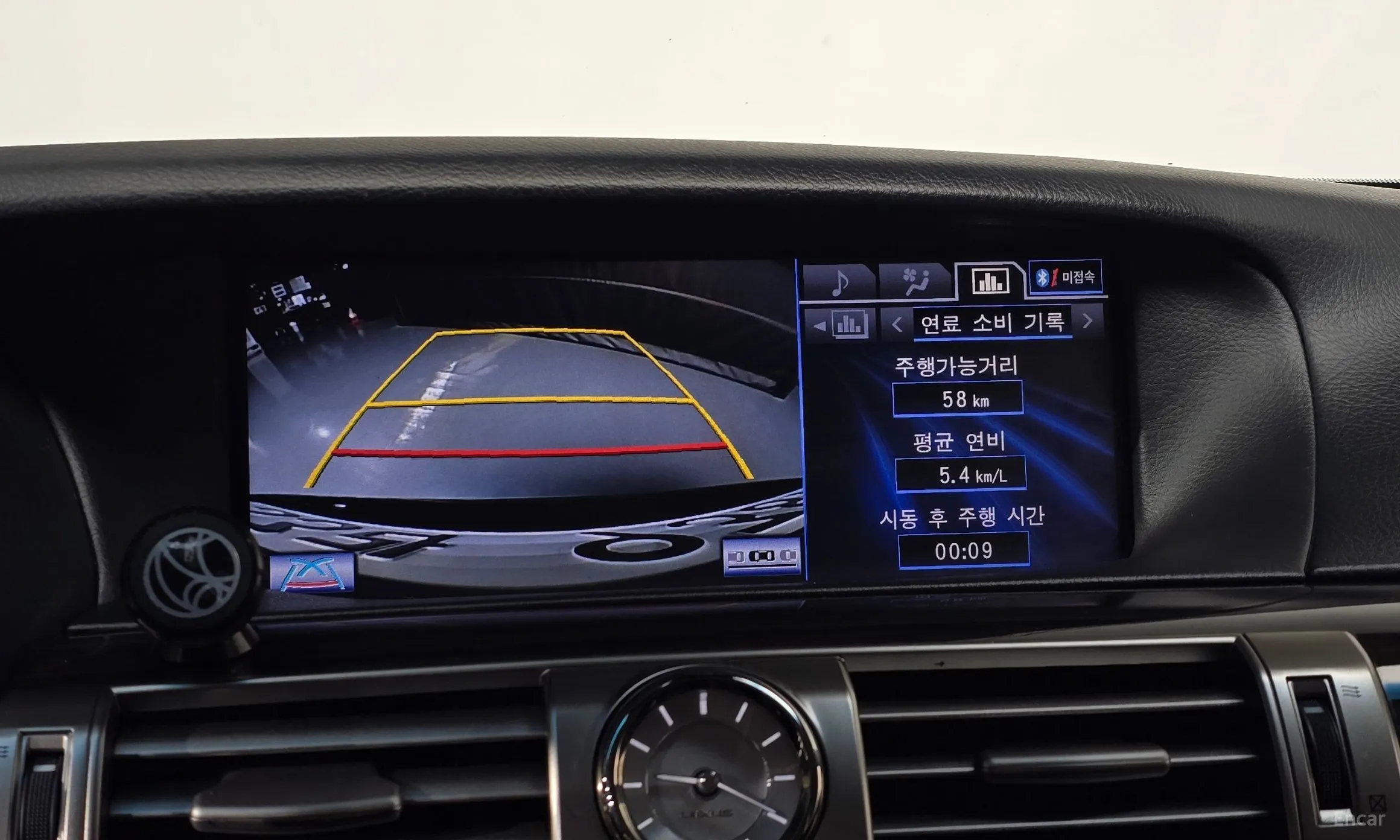 Lexus LS460 превью 15