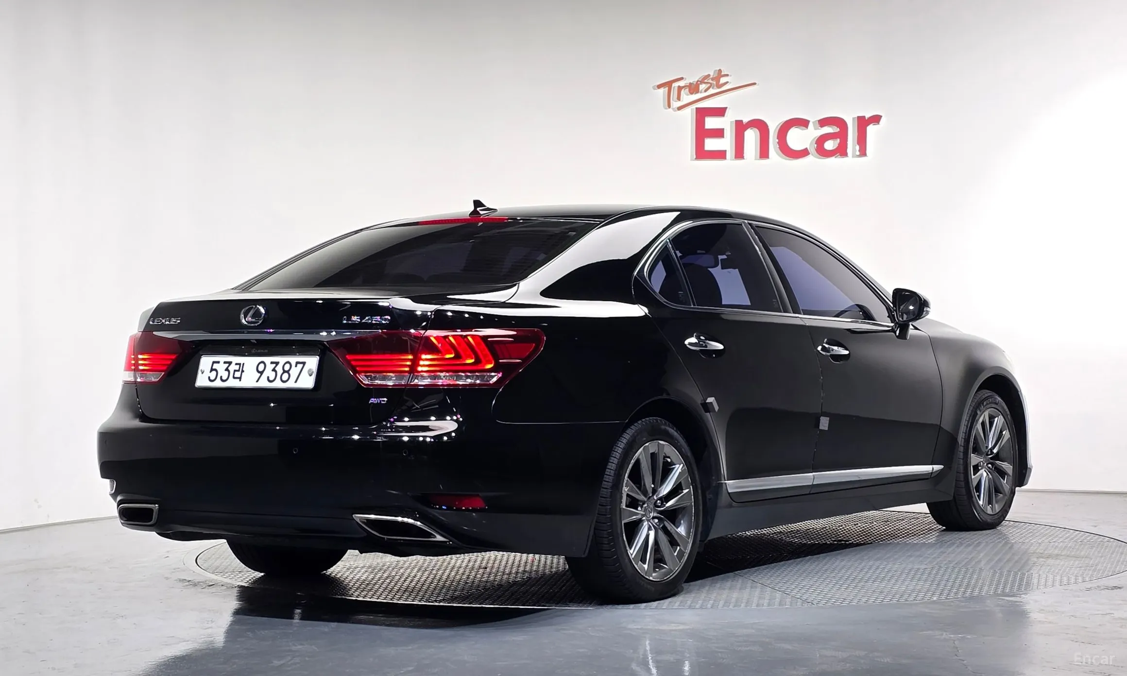 Lexus LS460