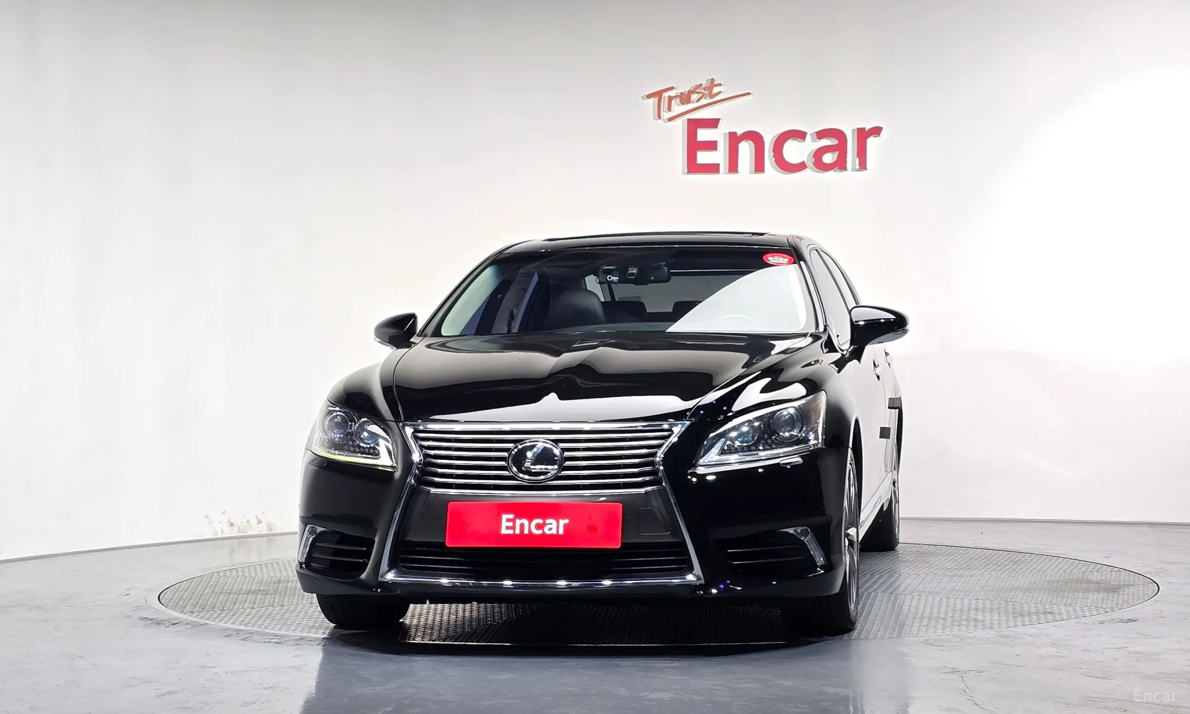 Lexus LS460 превью 3