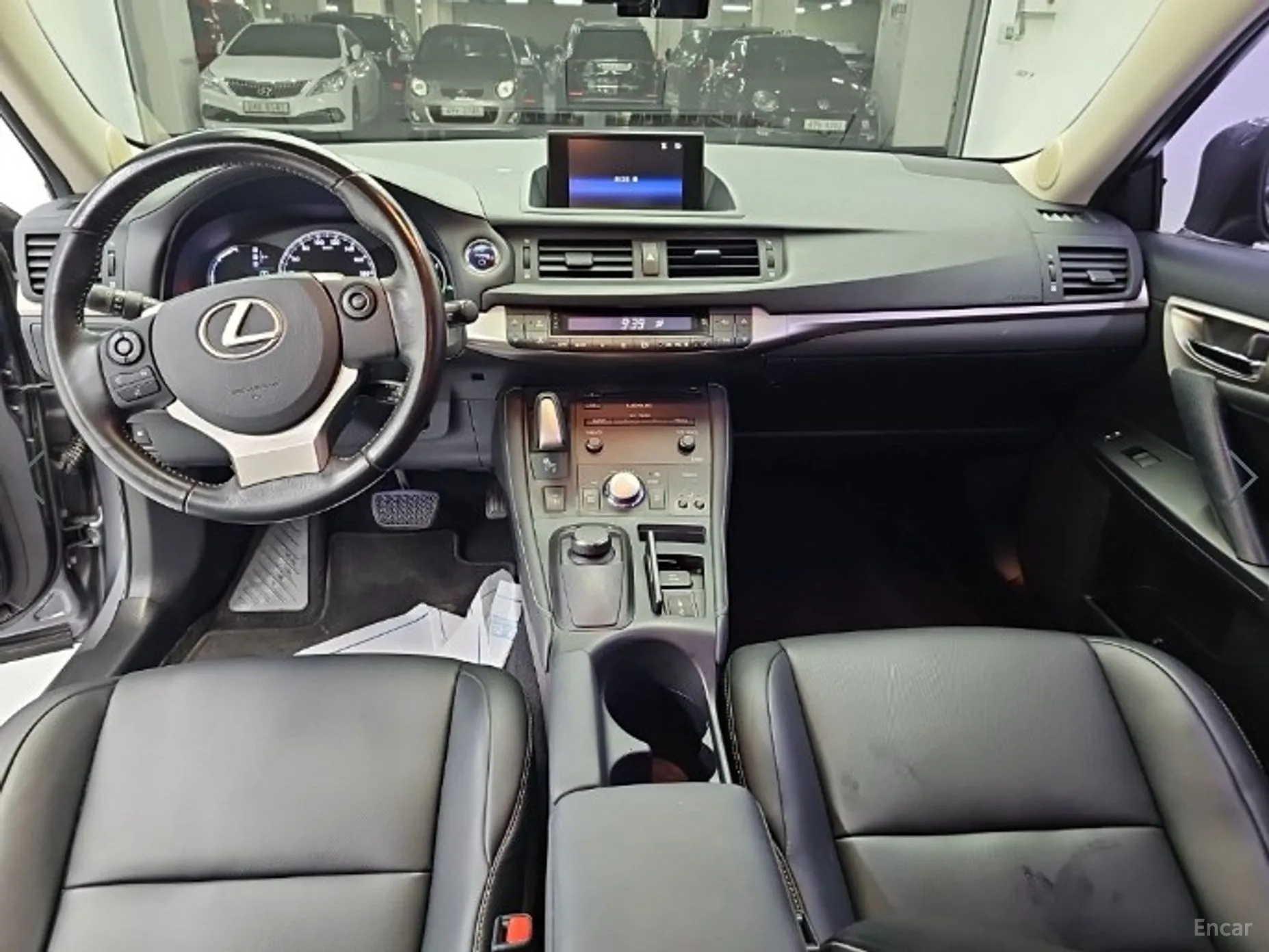 Lexus CT200h превью 7