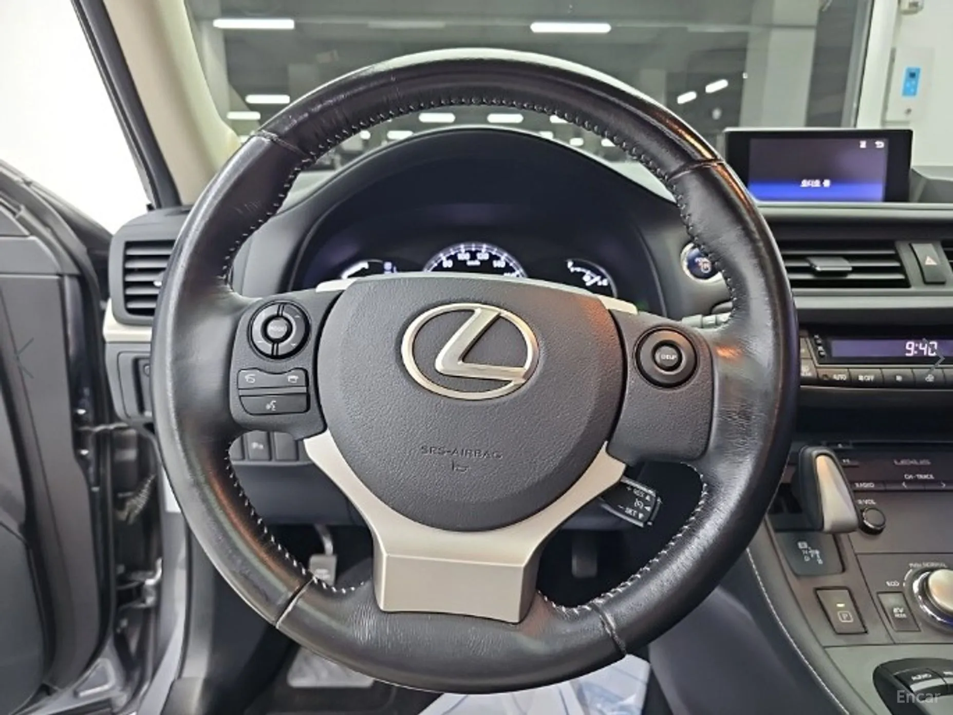 Lexus CT200h превью 9
