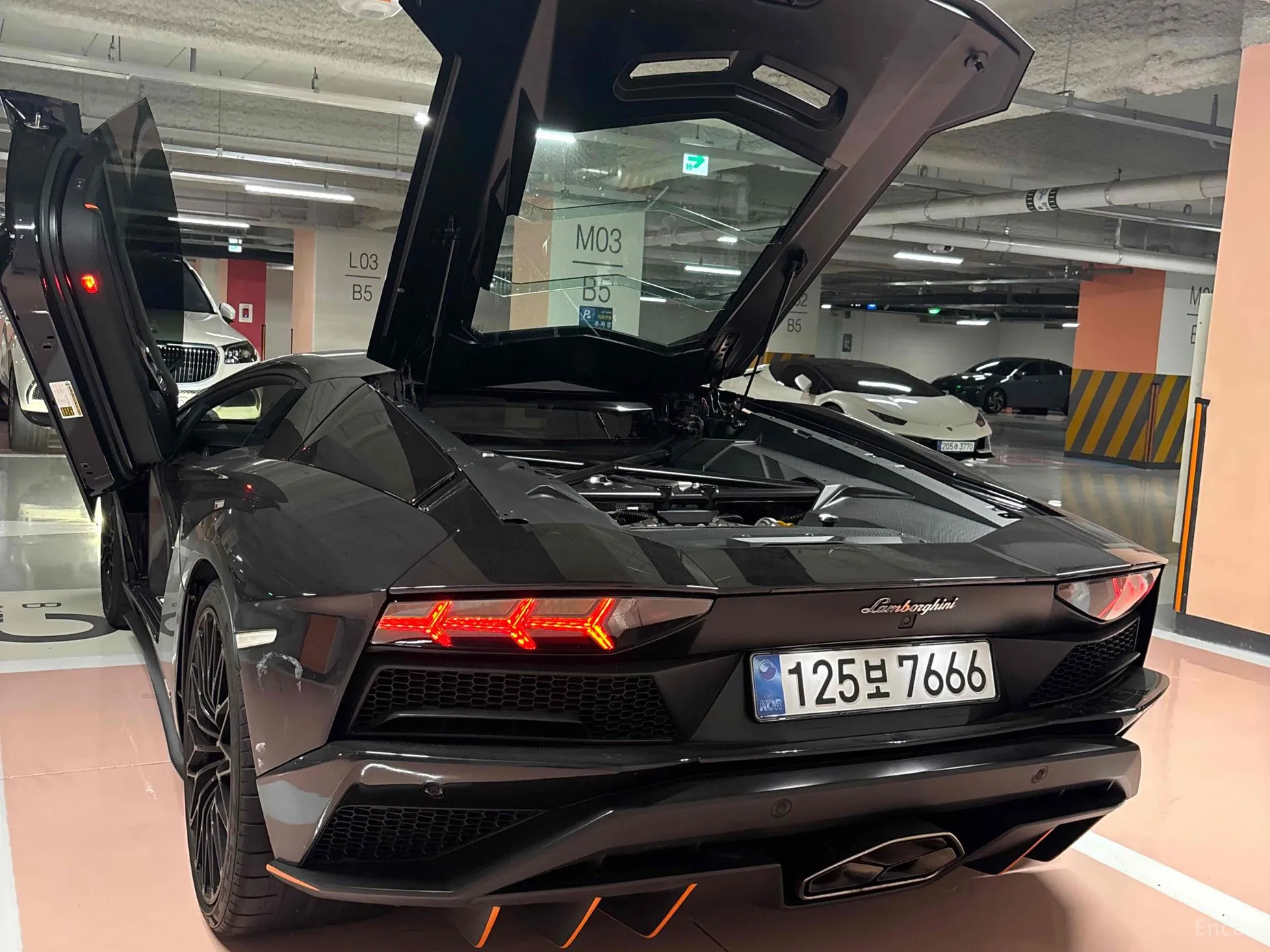 Lamborghini Aventador превью 20