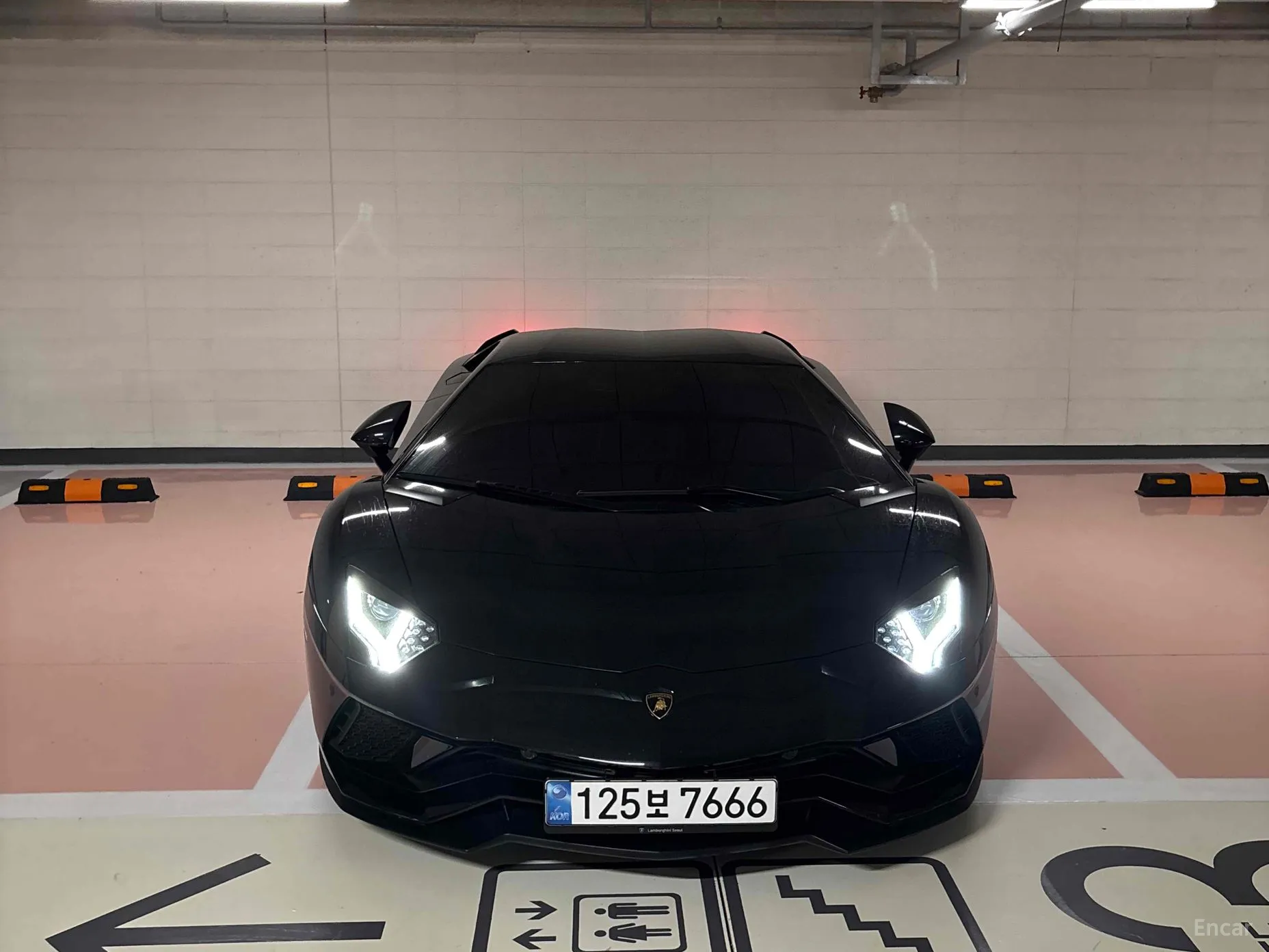 Lamborghini Aventador превью 6