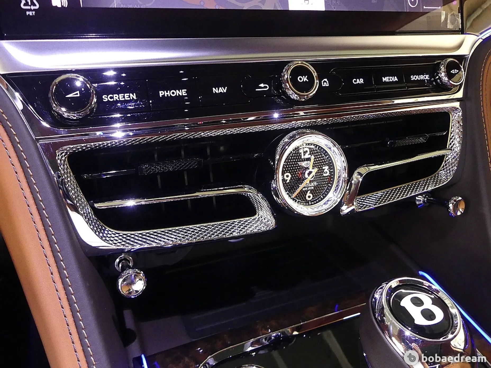 Bentley Flying Spur 3rd Generation превью 16