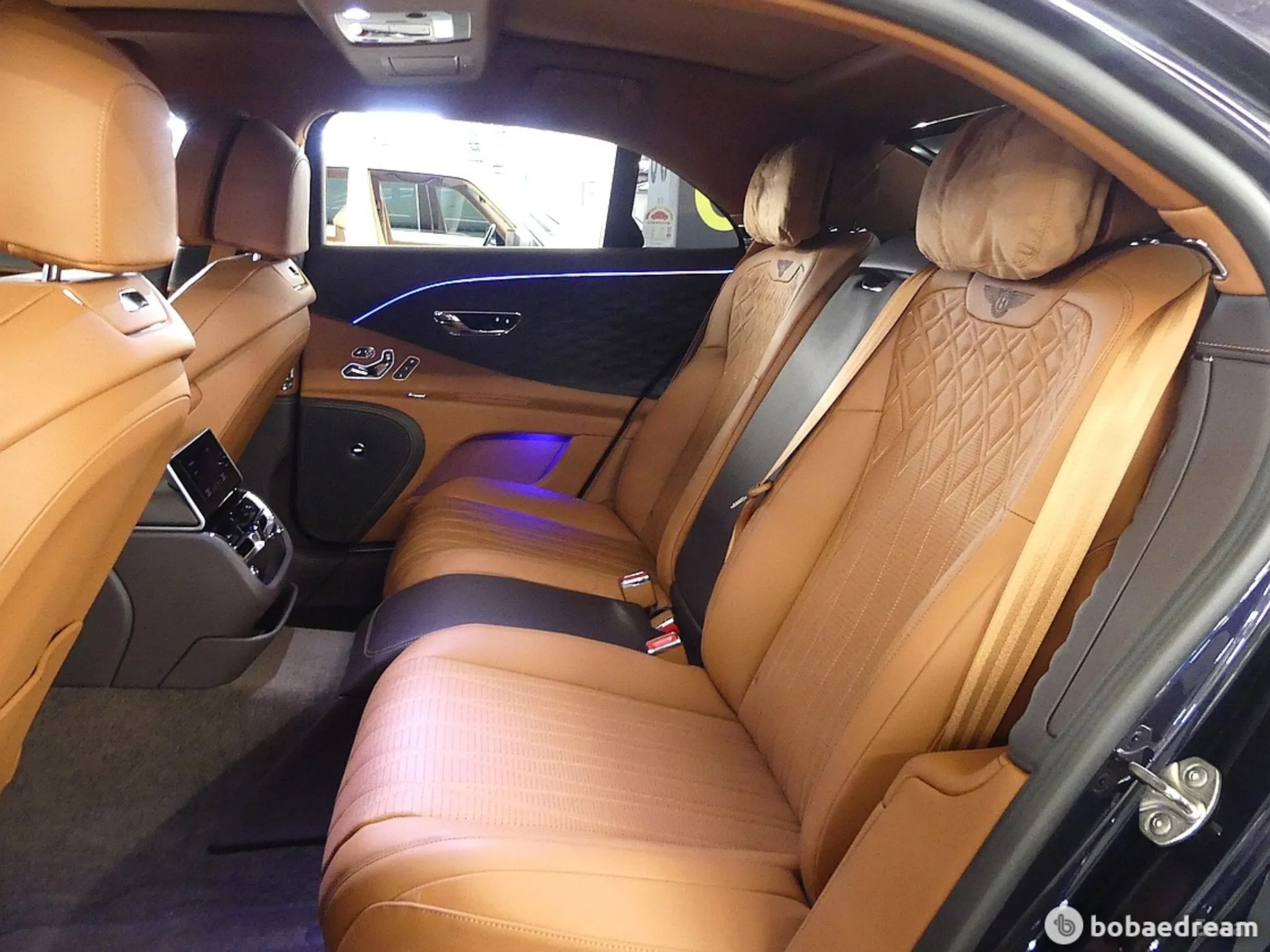 Bentley Flying Spur 3rd Generation превью 18