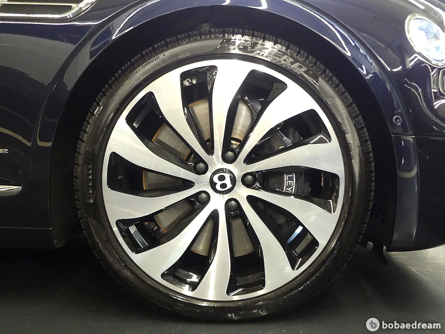Bentley Flying Spur 3rd Generation превью 5