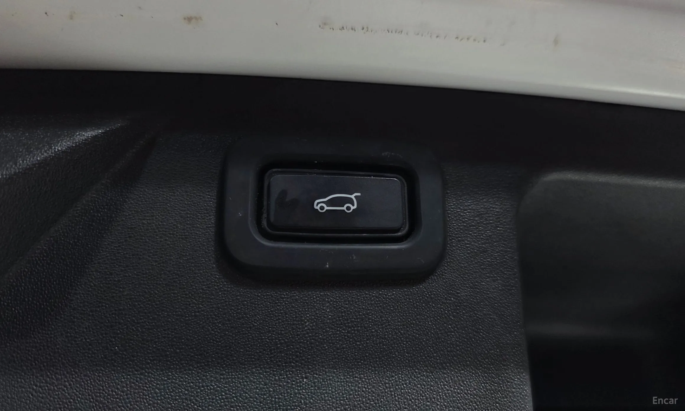 Land Rover Discovery Sports превью 19