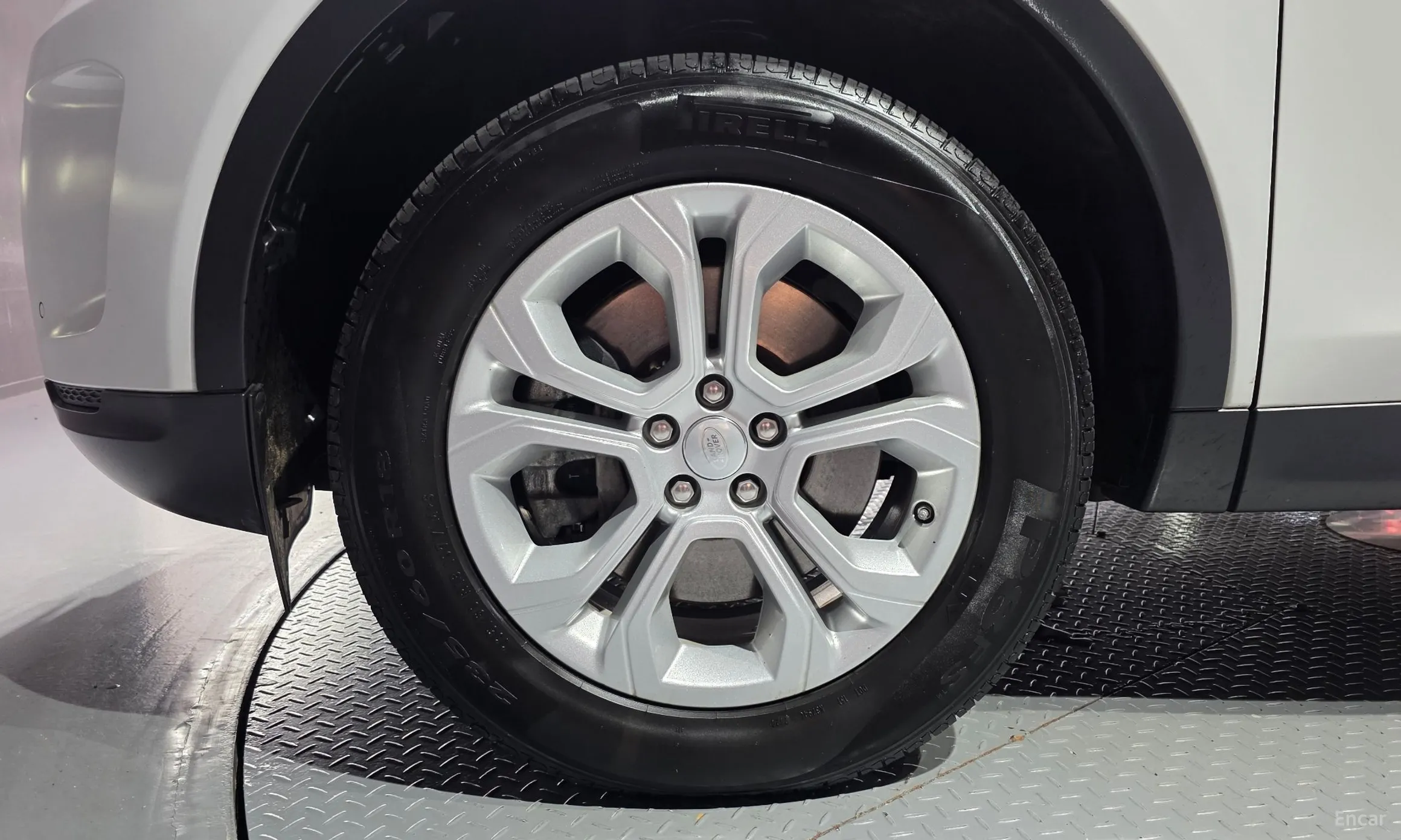 Land Rover Discovery Sports превью 5