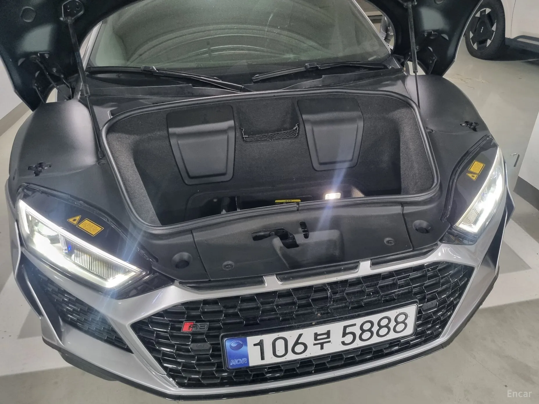 Audi R8 (4S) превью 10