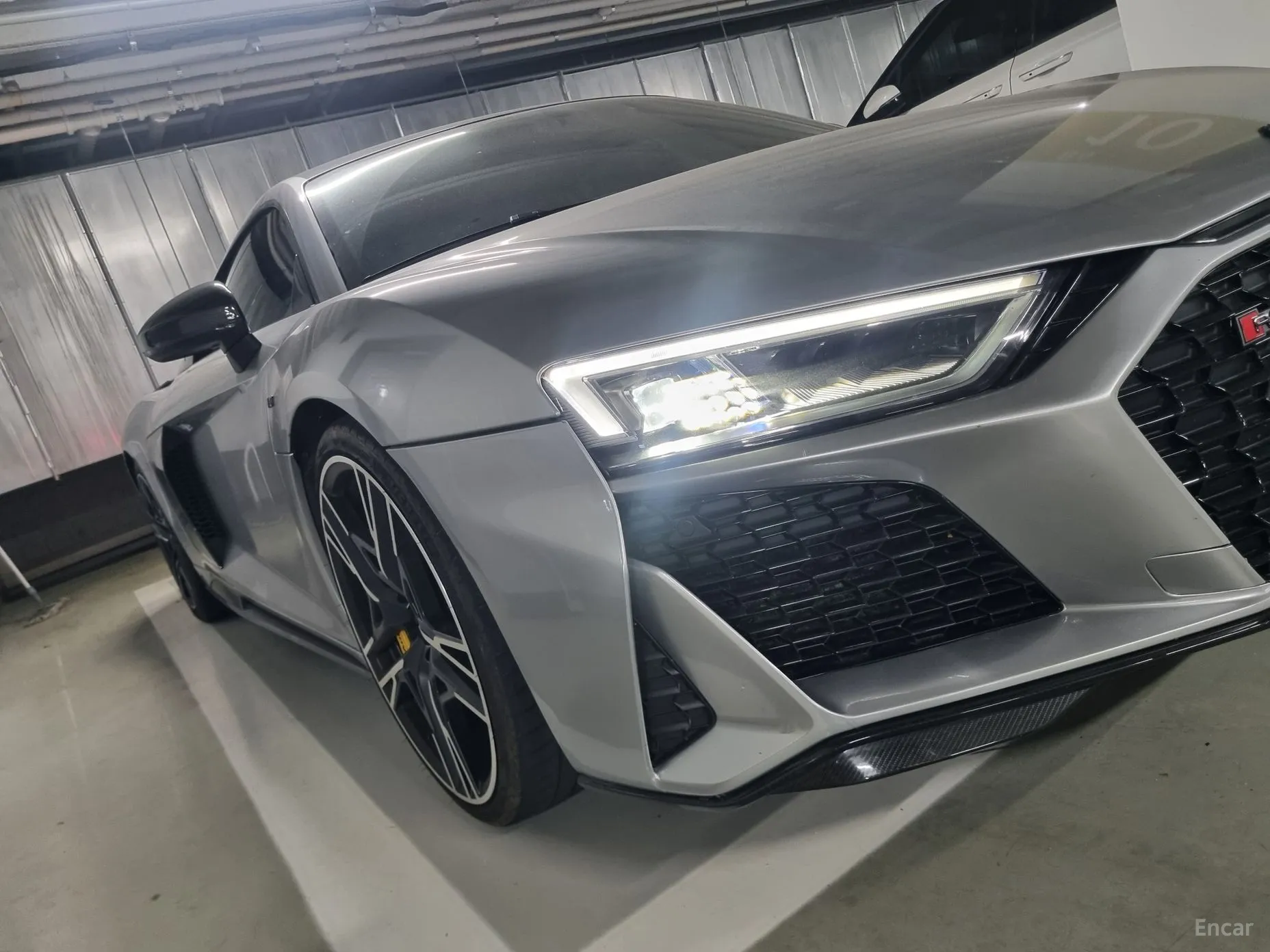 Audi R8 (4S) превью 11