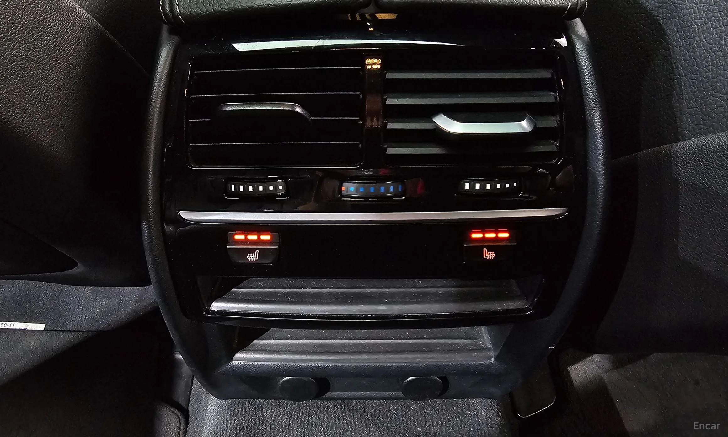 BMW 5 Series (G30) превью 18