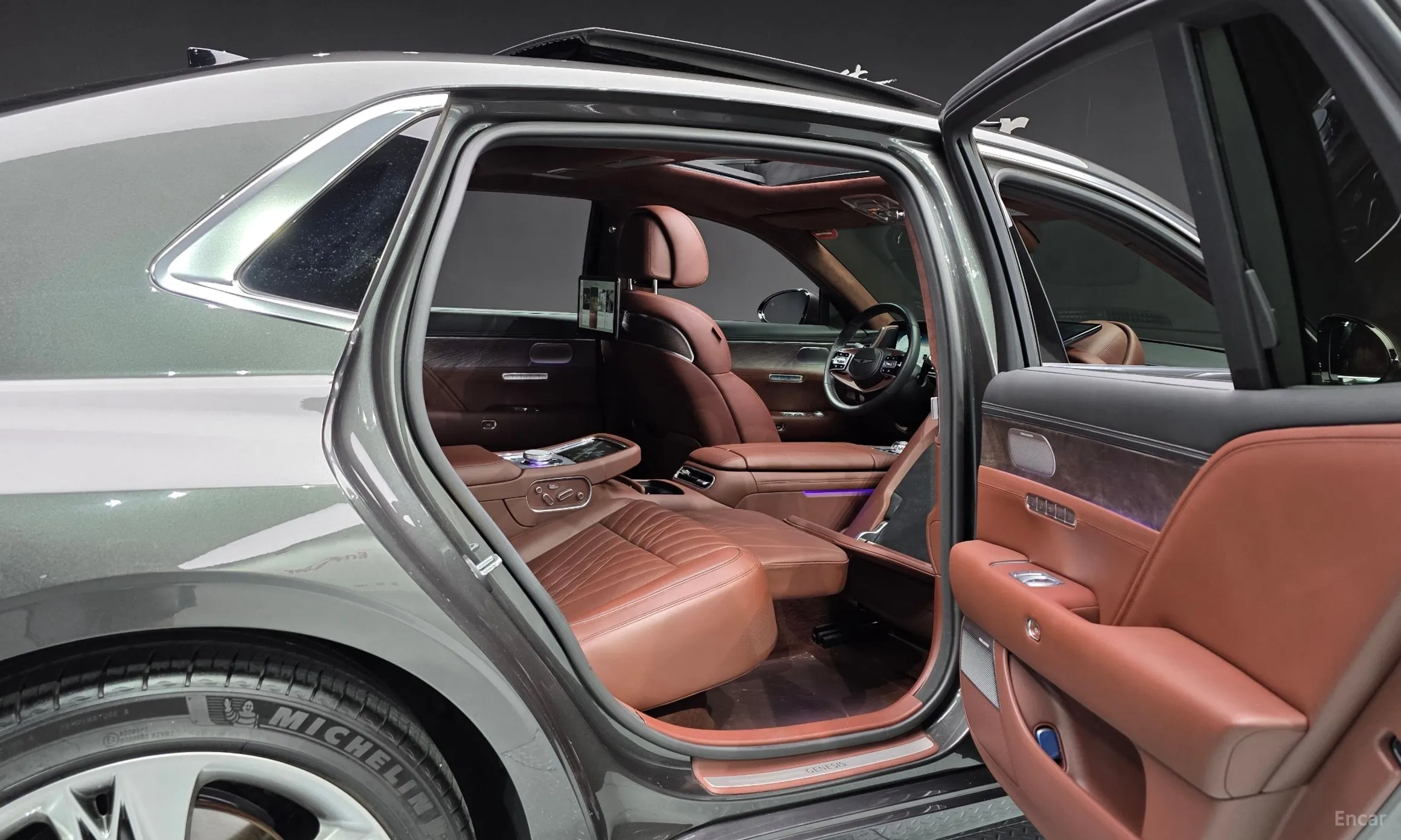 Genesis G90 (RS4) превью 11