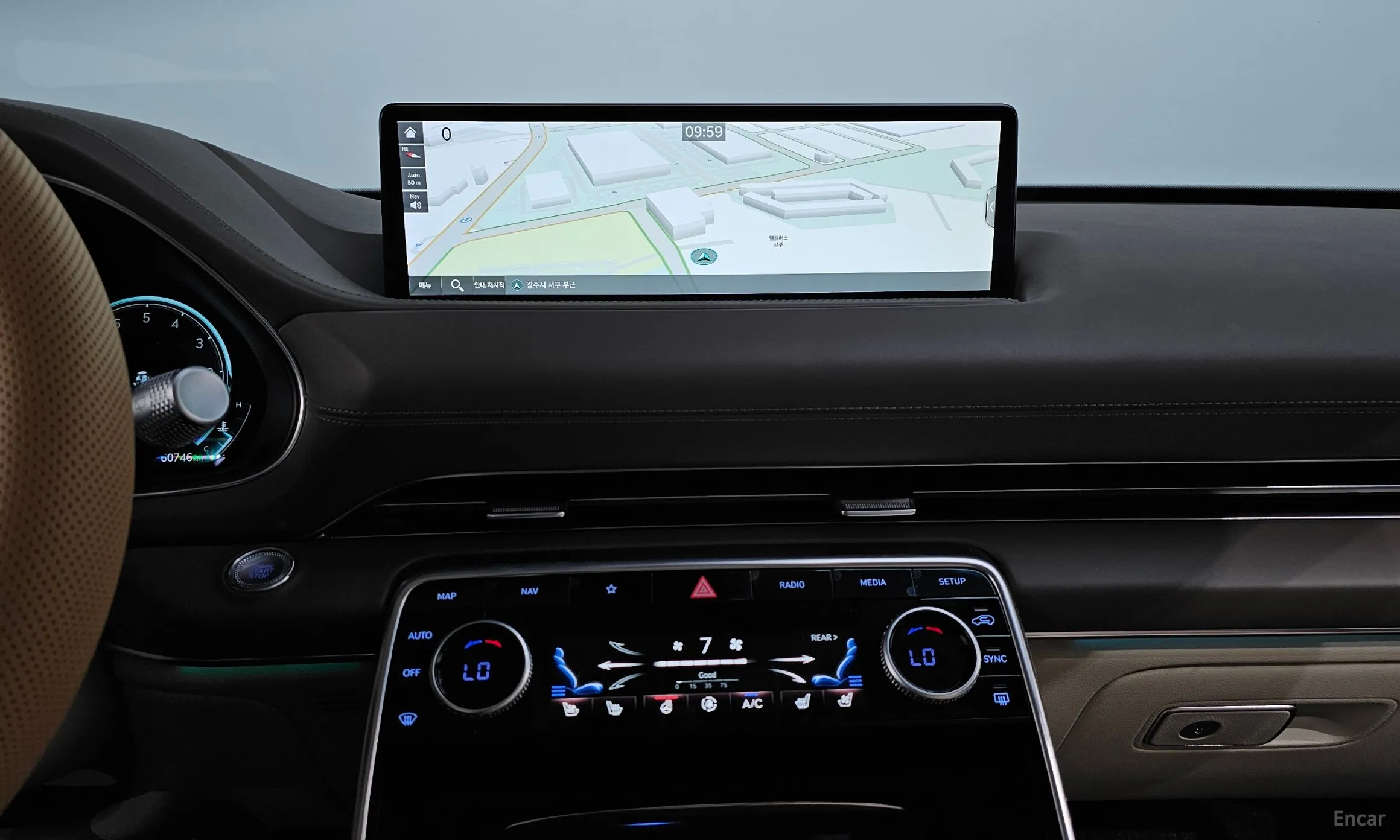 Genesis GV80 превью 12
