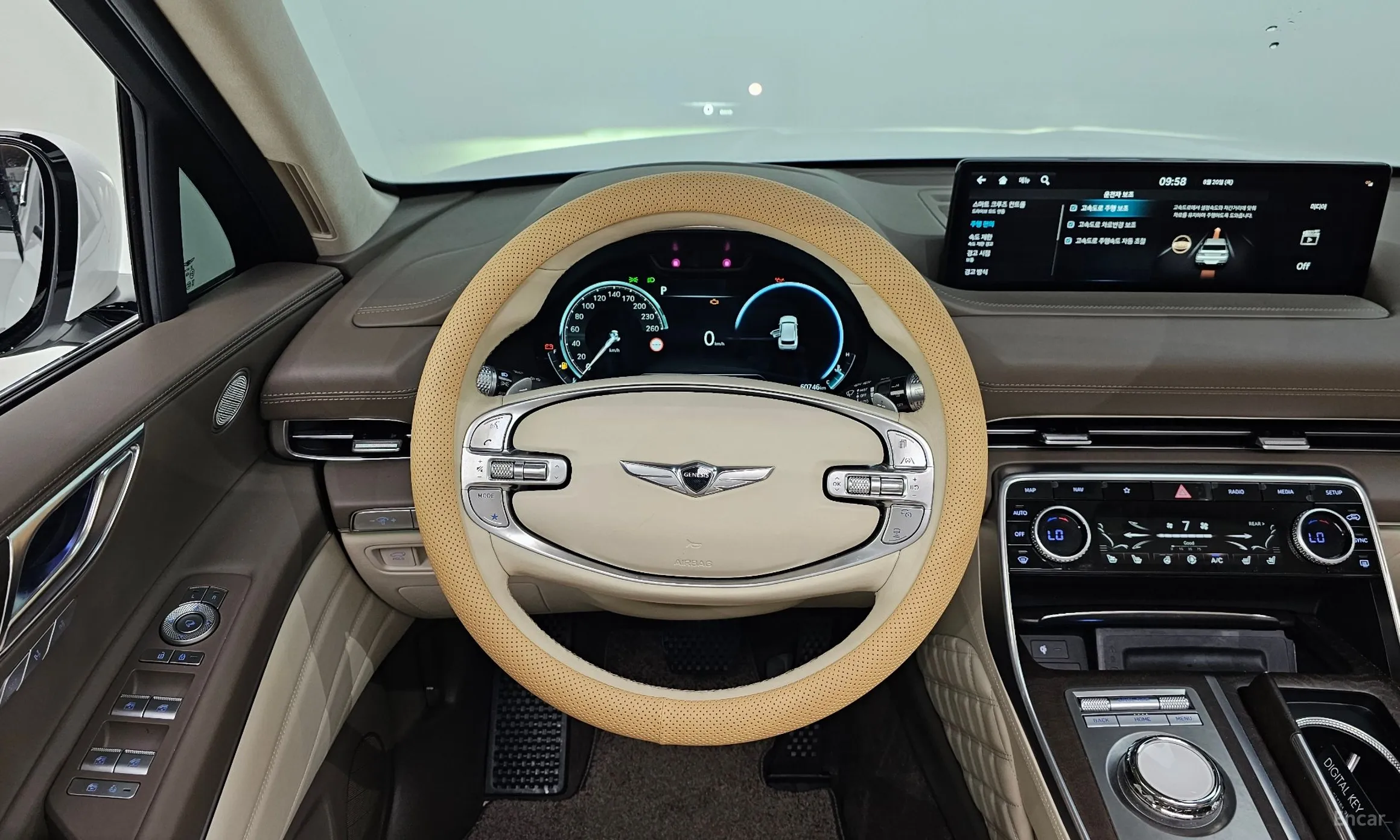 Genesis GV80 превью 13