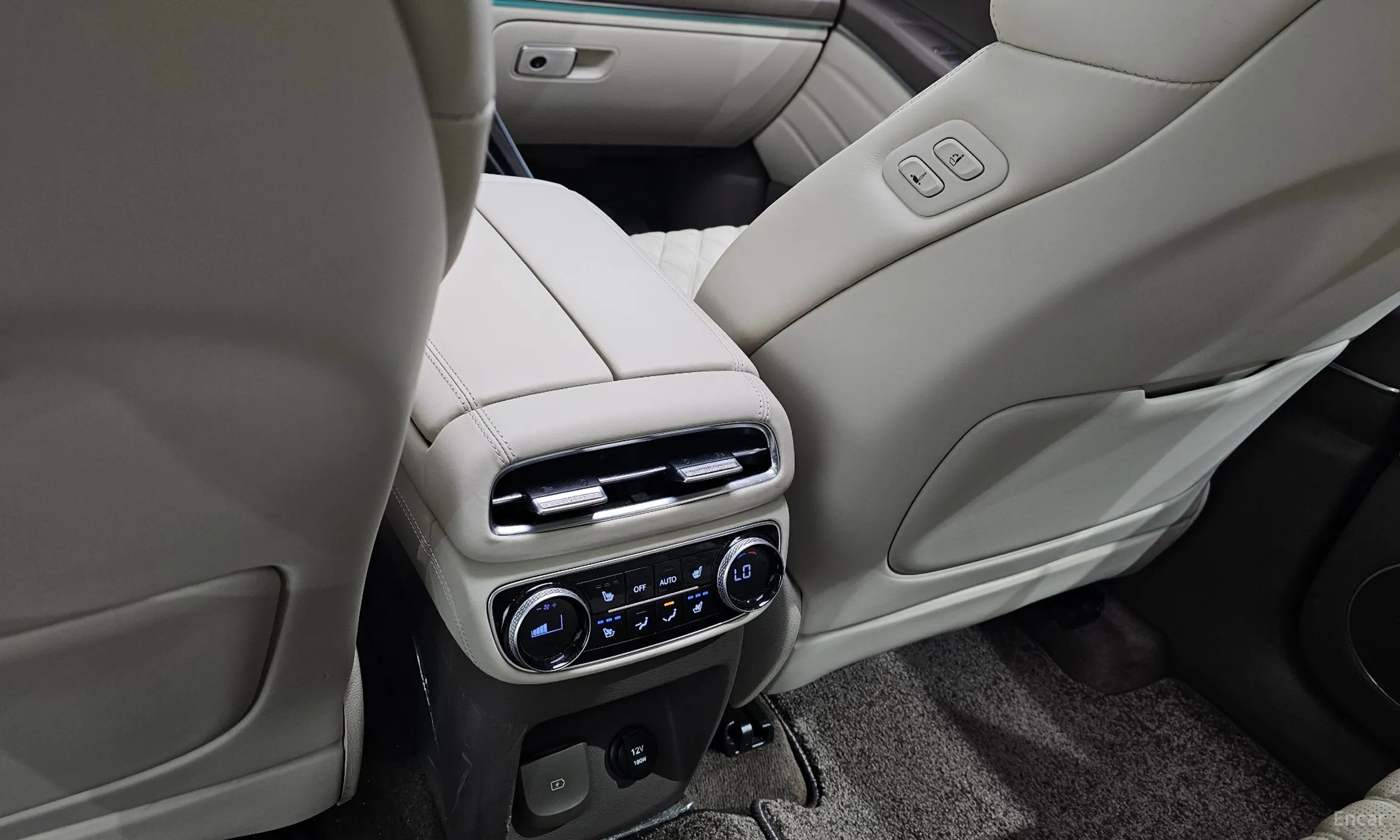 Genesis GV80 превью 19