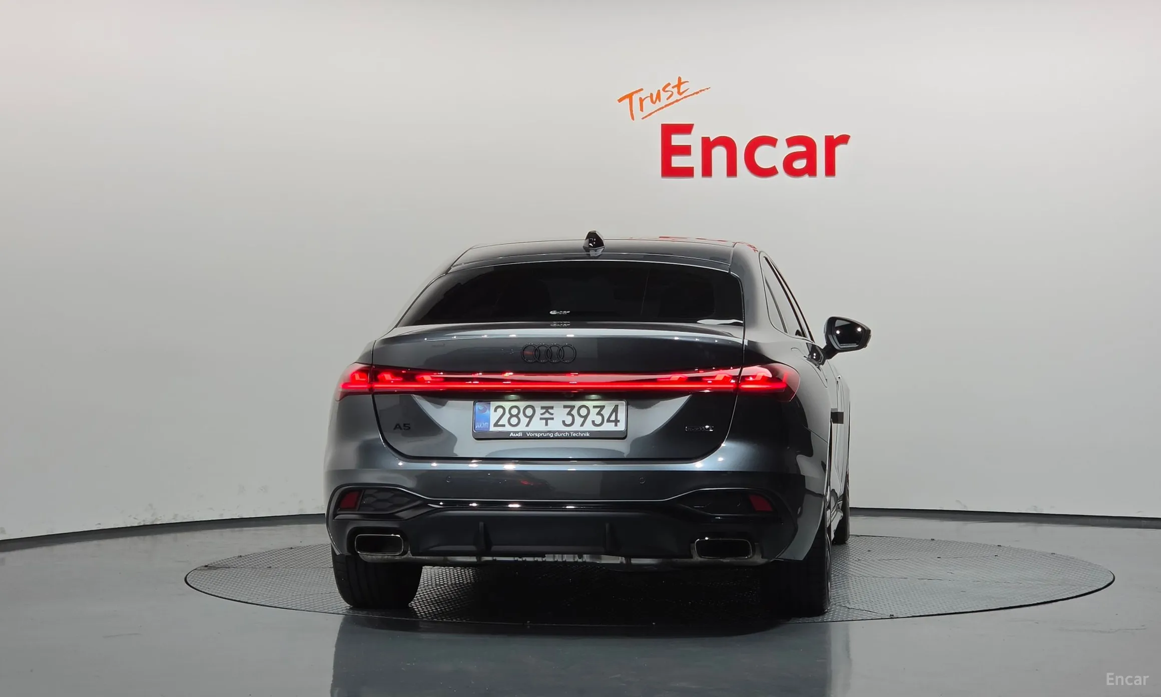 Audi A5 (B10) превью 4