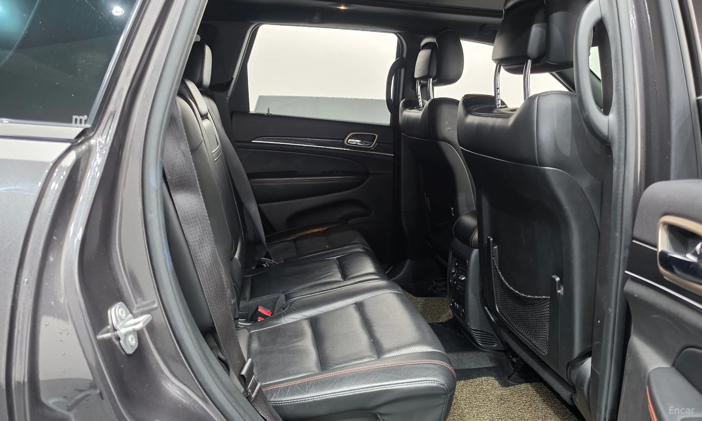 Jeep Grand Cherokee превью 12