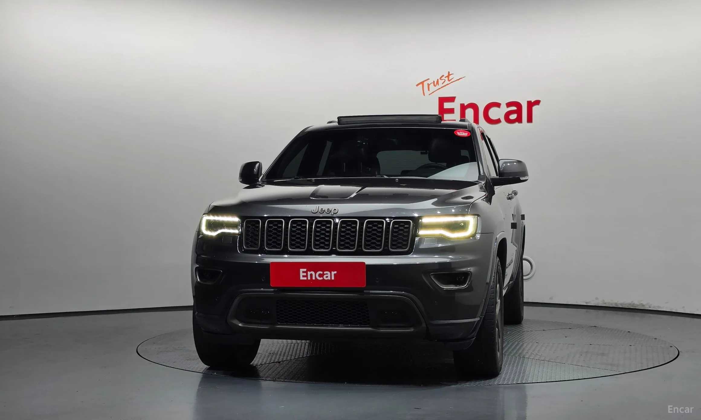 Jeep Grand Cherokee превью 3