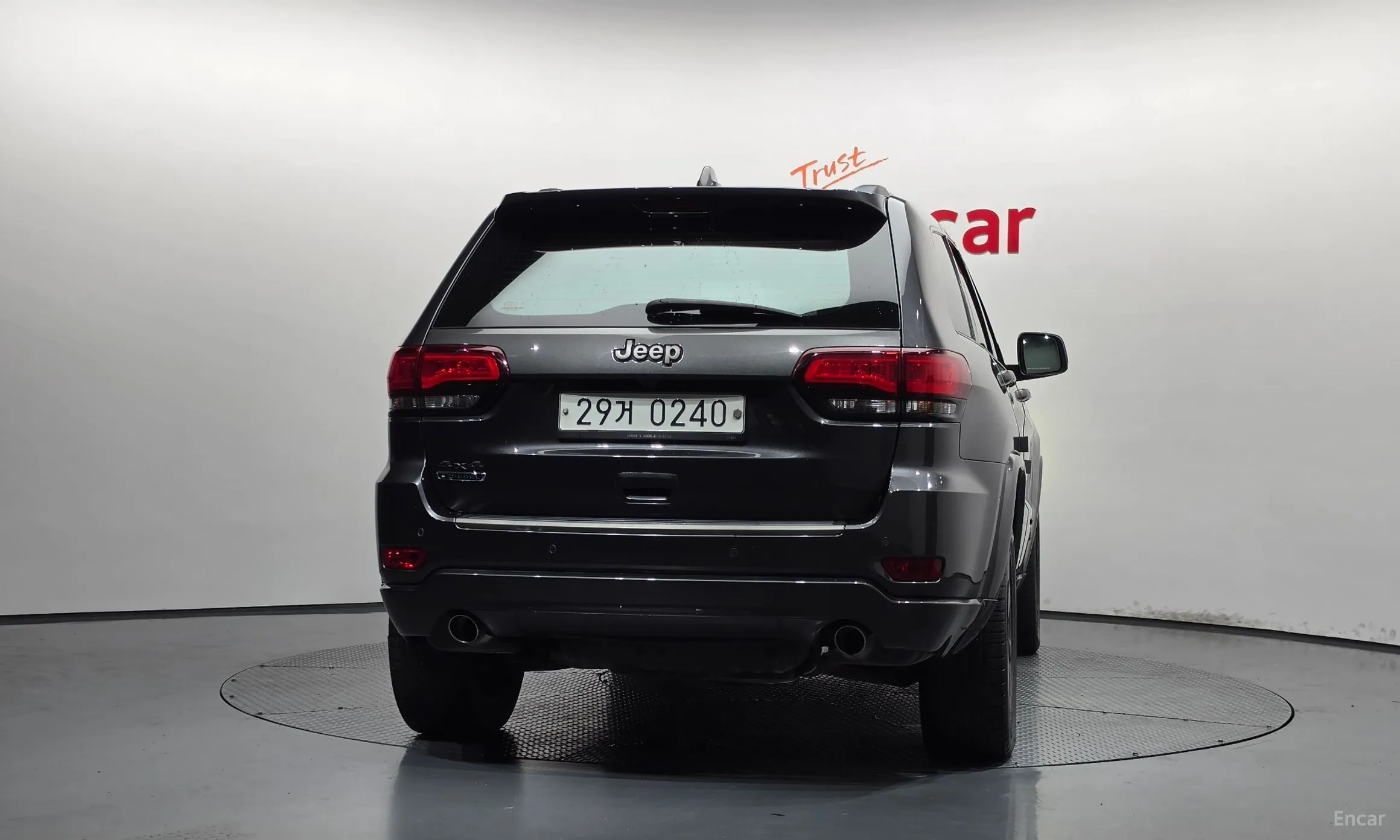 Jeep Grand Cherokee превью 4