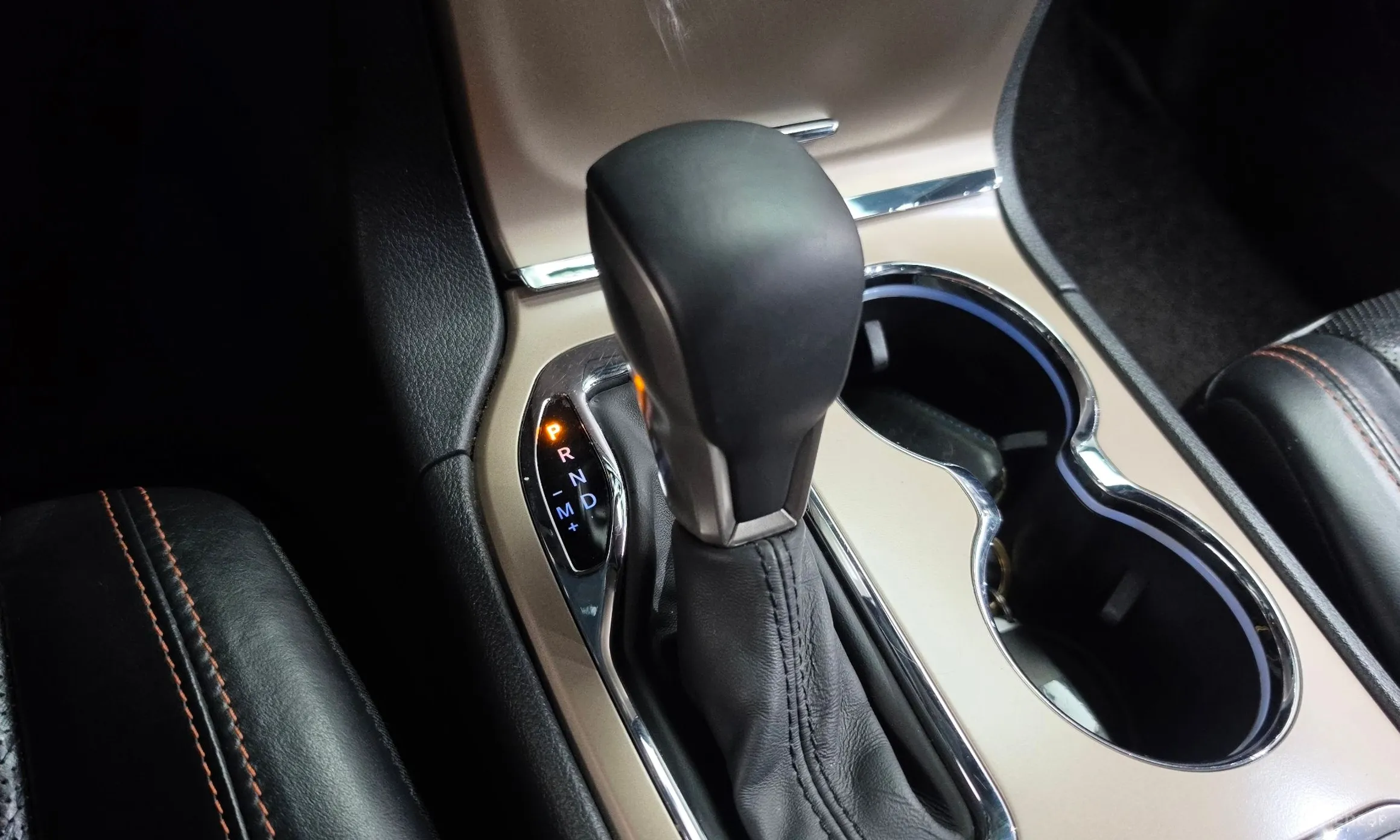 Jeep Grand Cherokee превью 9
