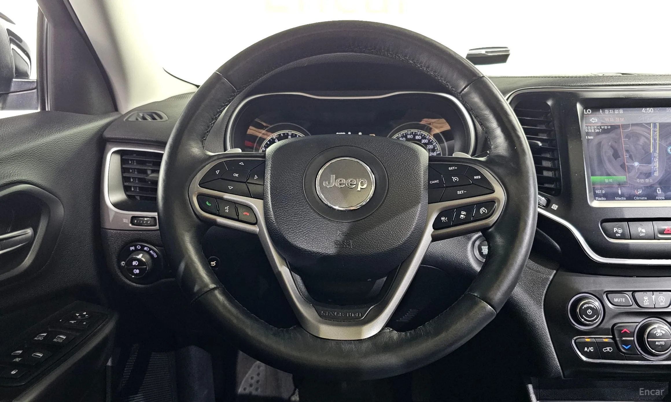 Jeep Cherokee (KL) превью 13