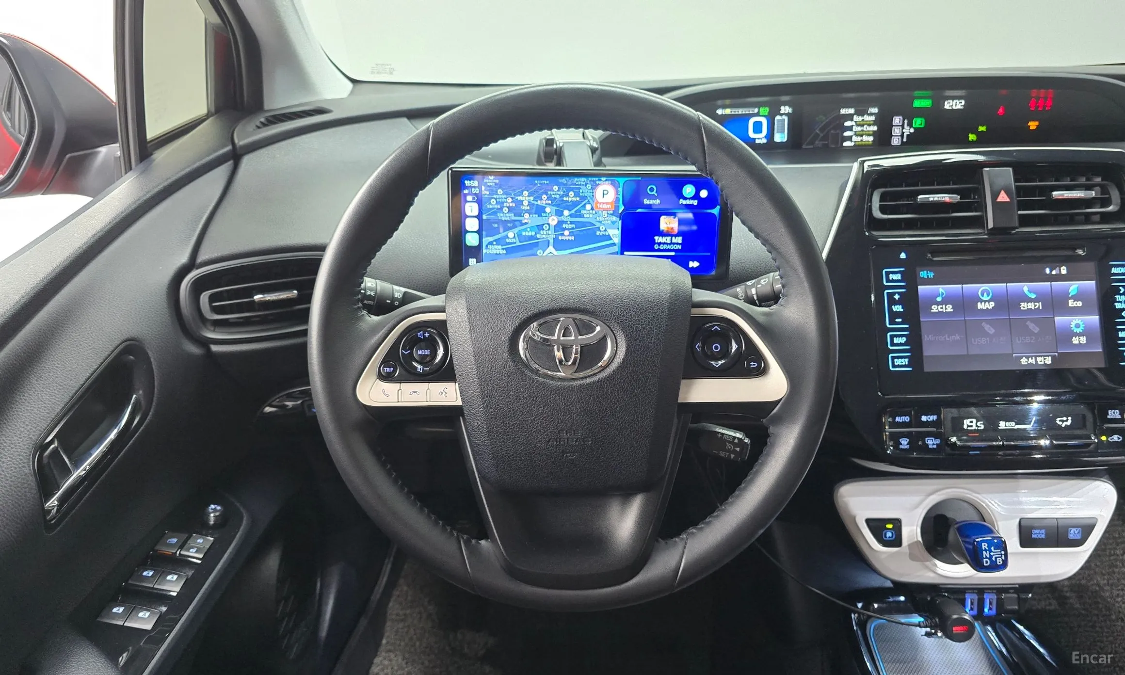 Toyota Prius 4th Generation превью 13