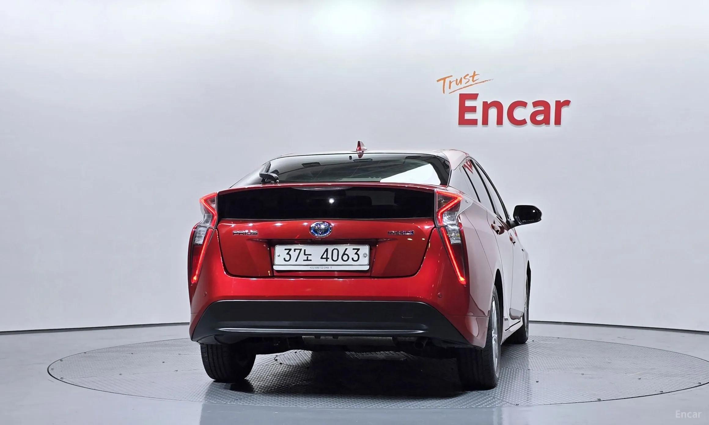 Toyota Prius 4th Generation превью 4