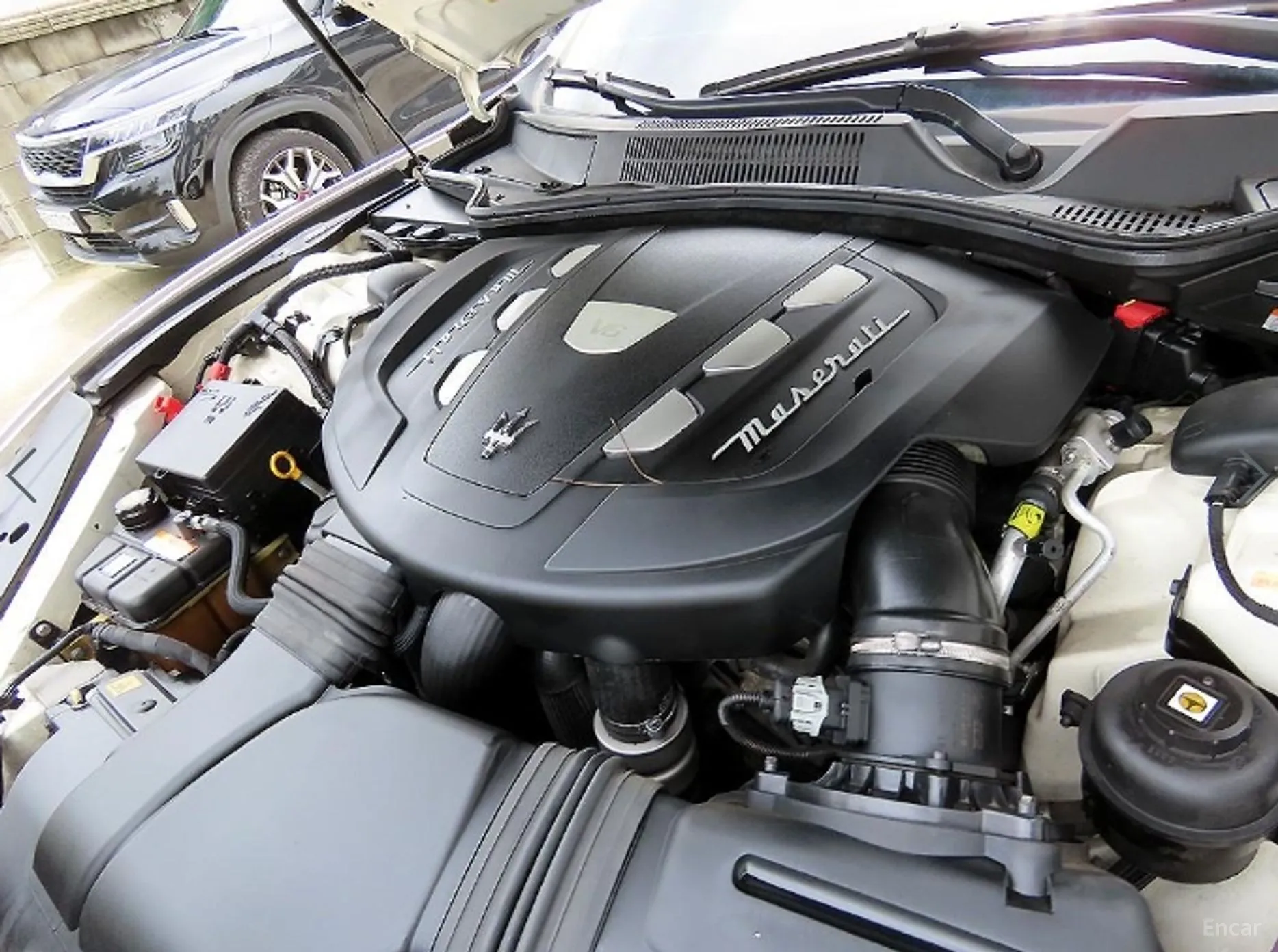 Maserati Quattroporte превью 18