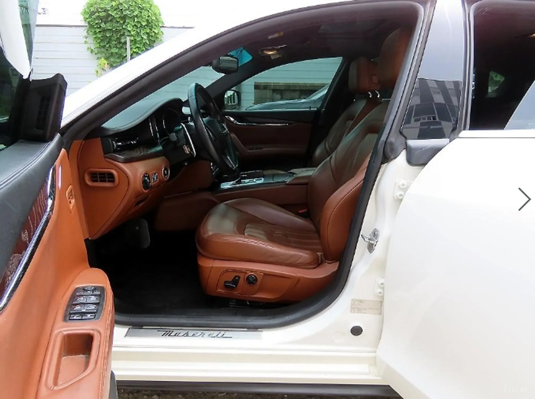 Maserati Quattroporte превью 5