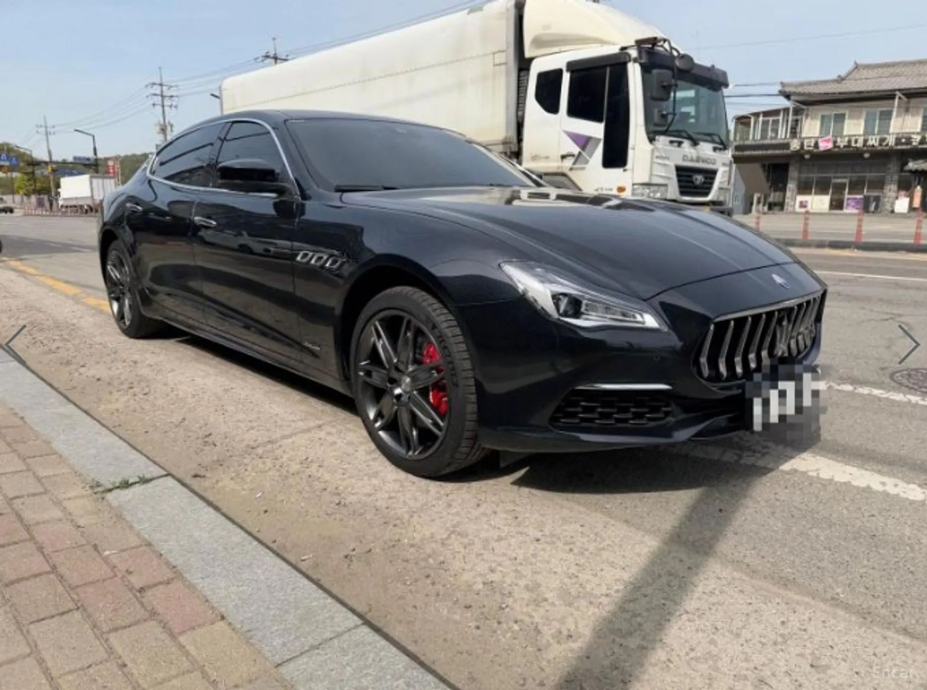 Maserati Quattroporte превью 17